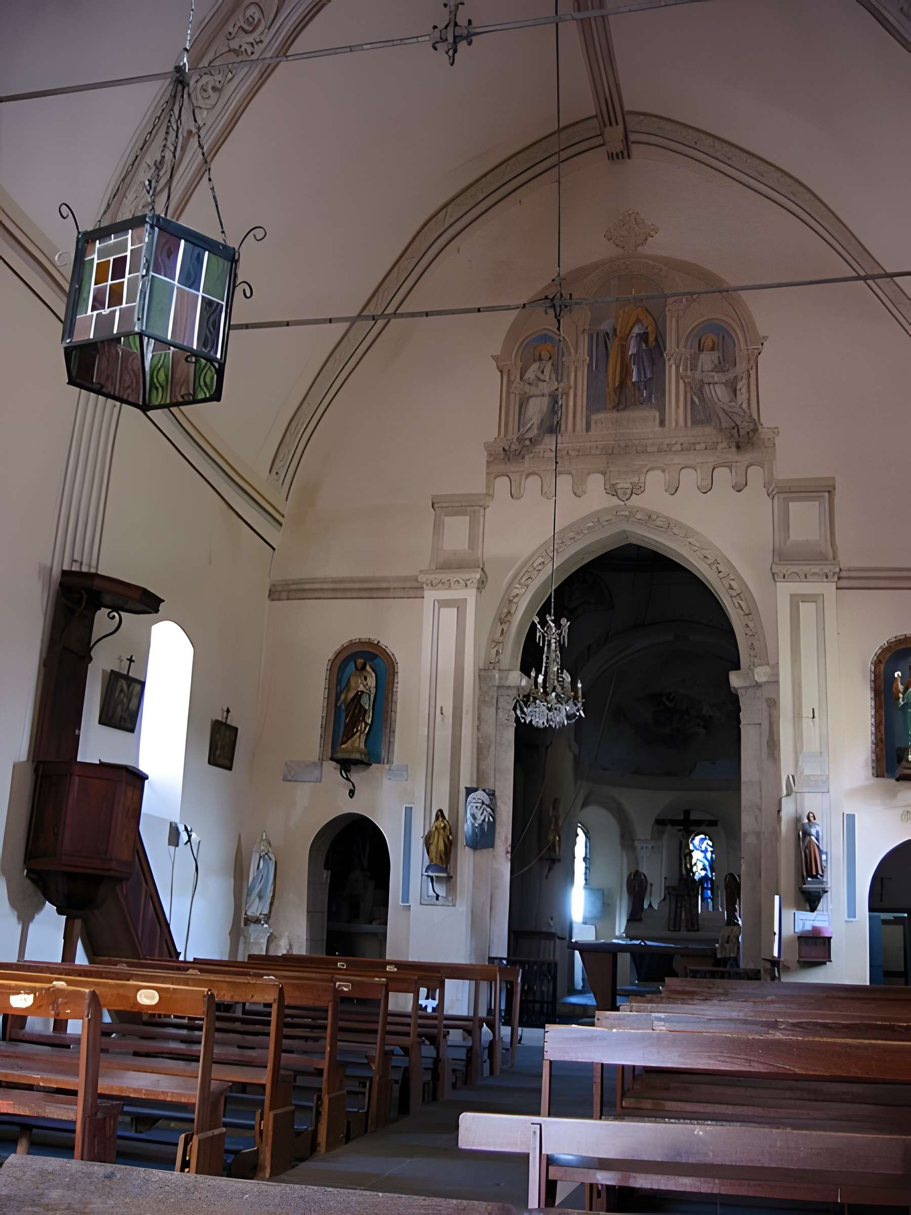 Église Saint-Pierre de Châtelperron