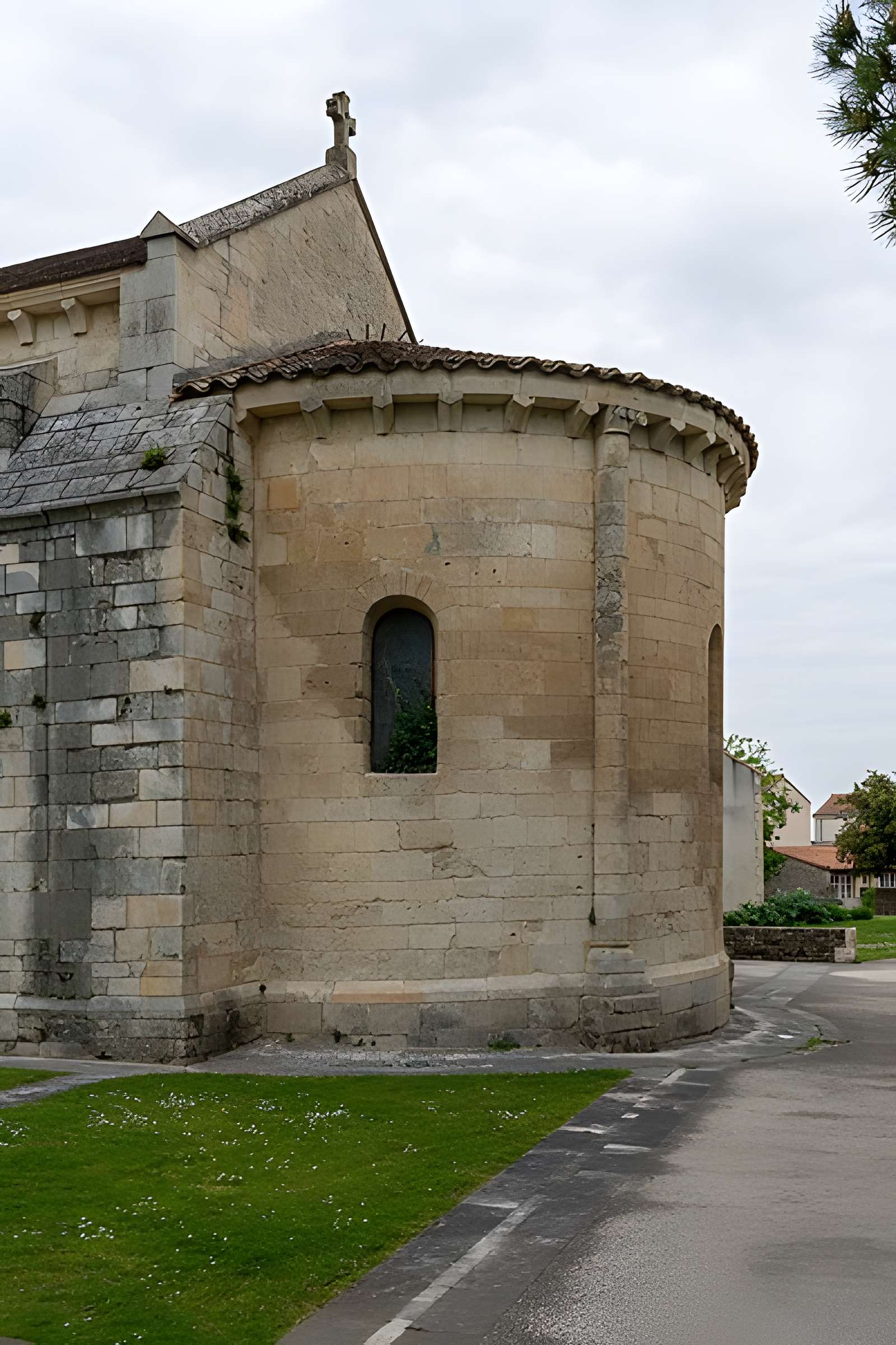 Église Saint-Pierre de Chauray