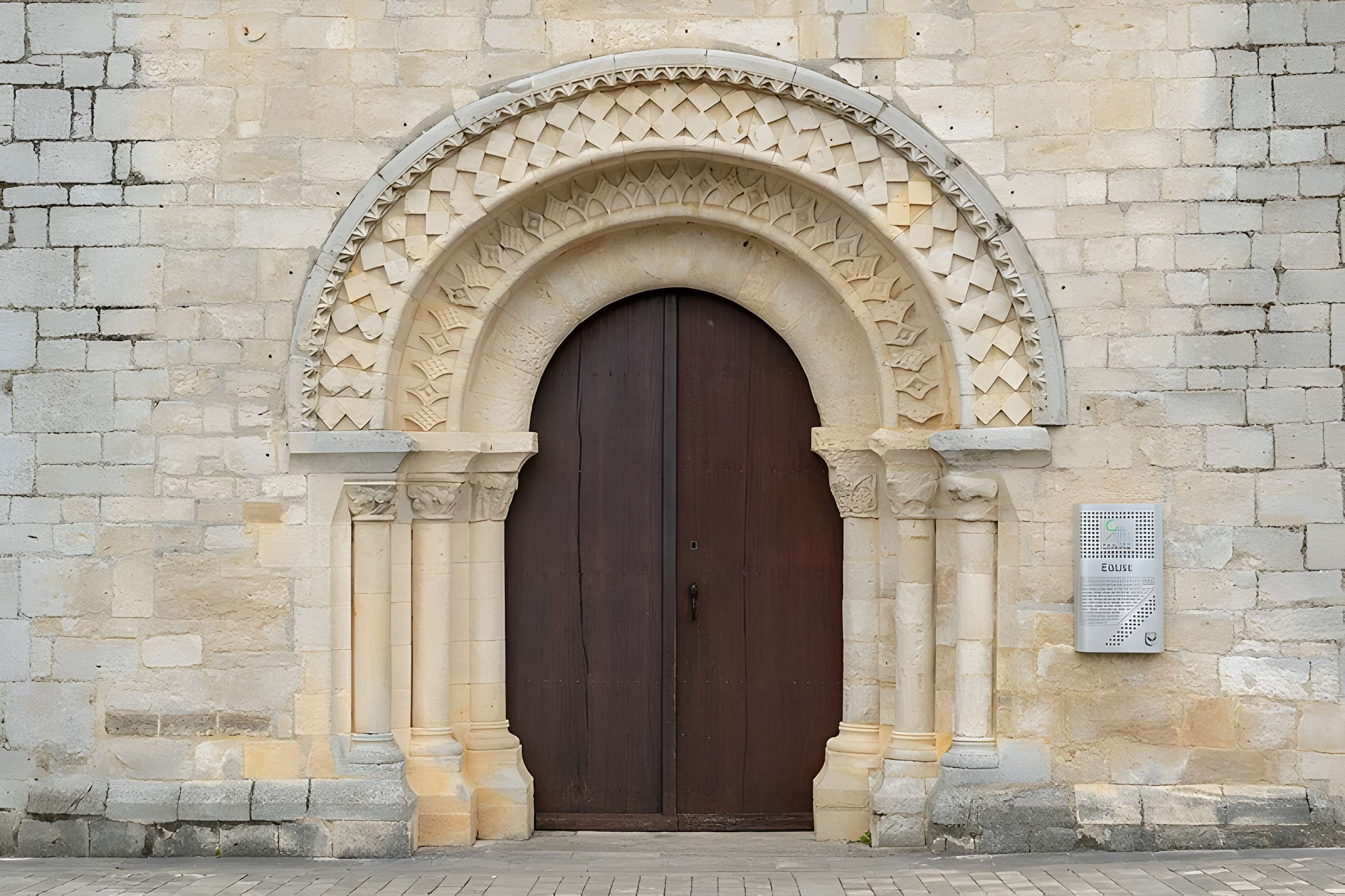 Église Saint-Pierre de Chauray
