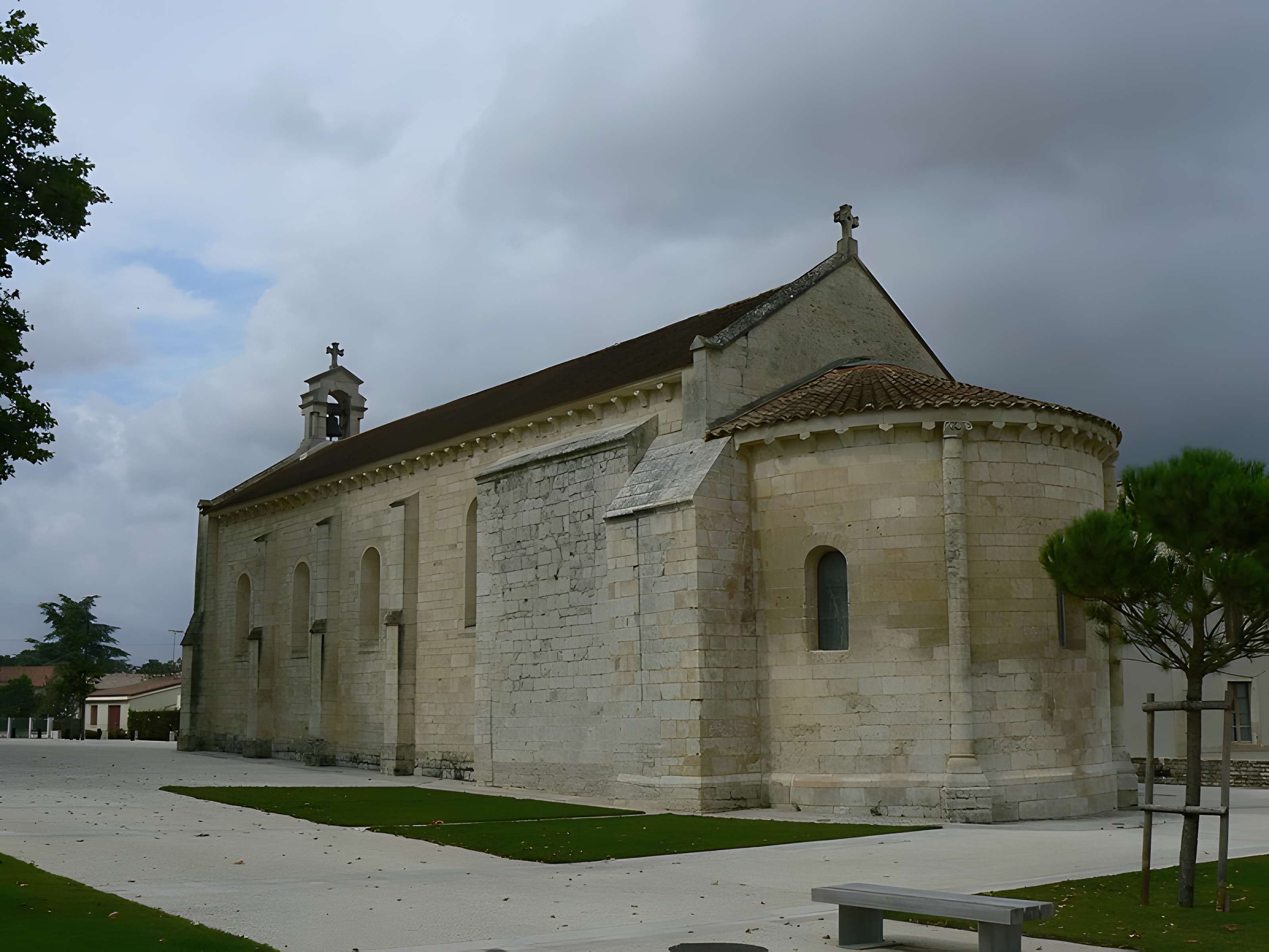 Église Saint-Pierre de Chauray
