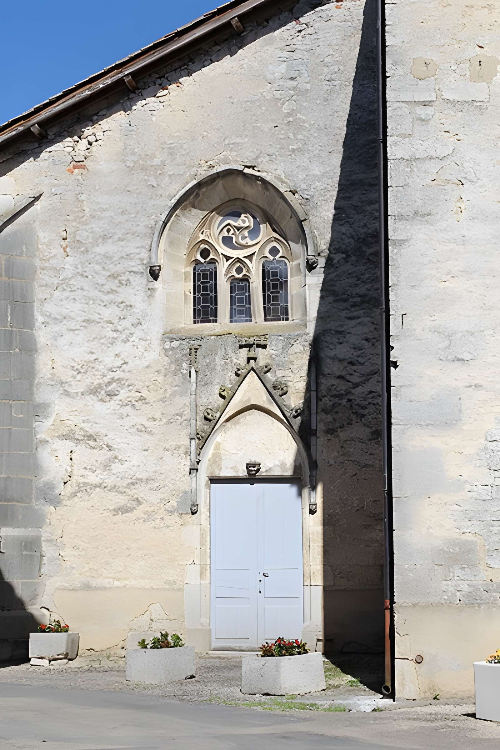Église Saint-Pierre de Chavannes-sur-Suran