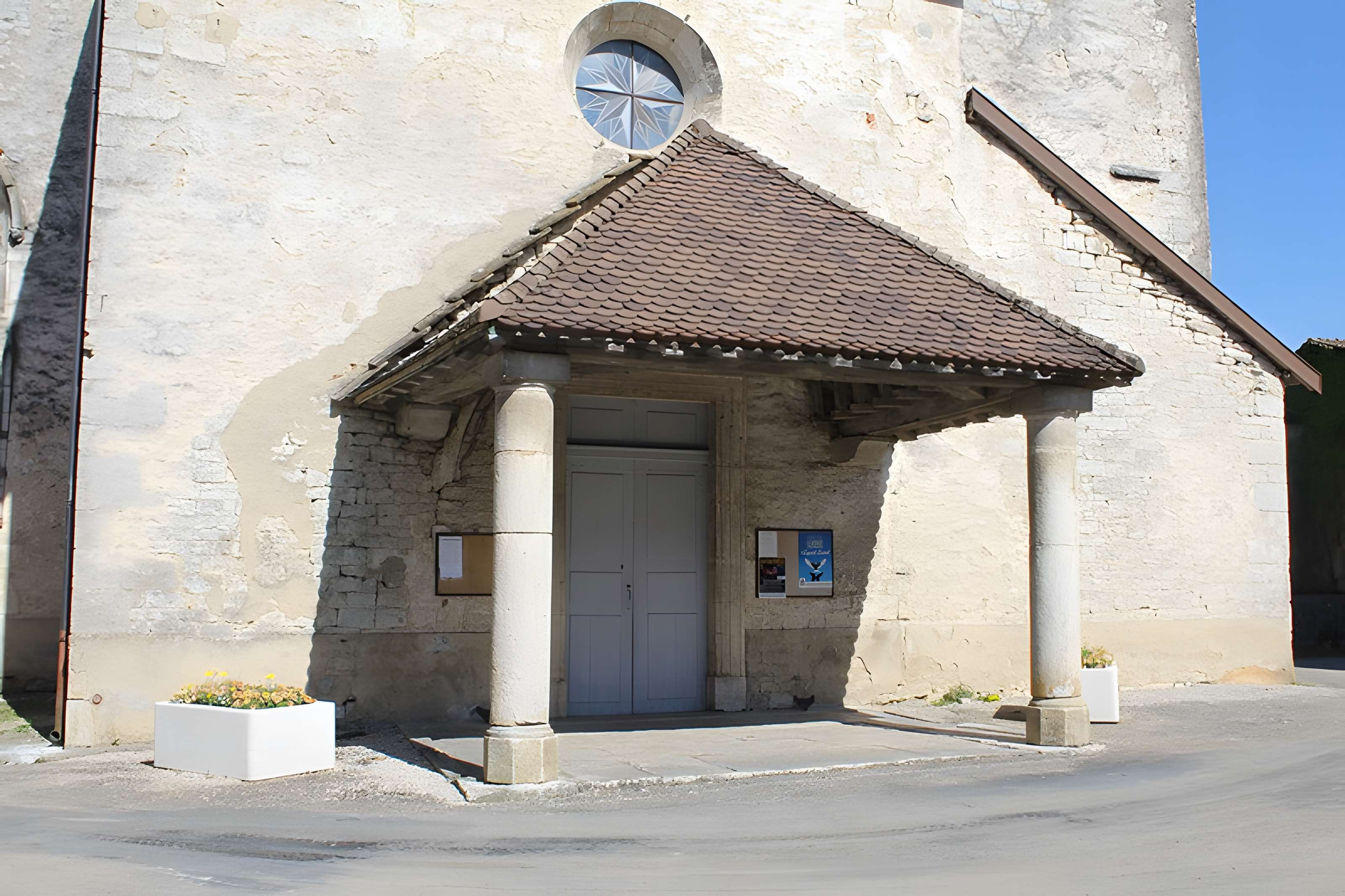 Église Saint-Pierre de Chavannes-sur-Suran