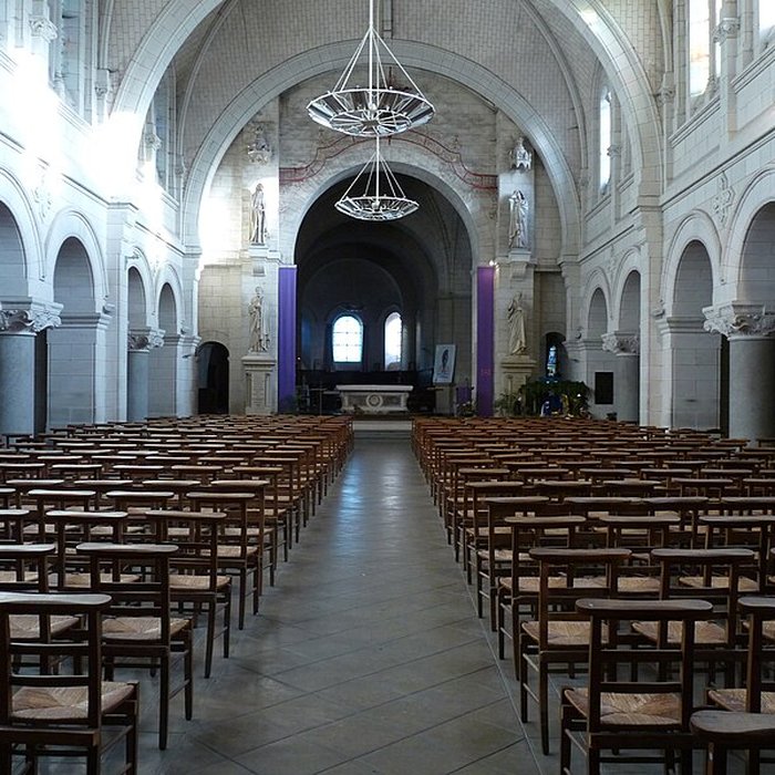 Photo de Église Saint-Pierre de Chemillé