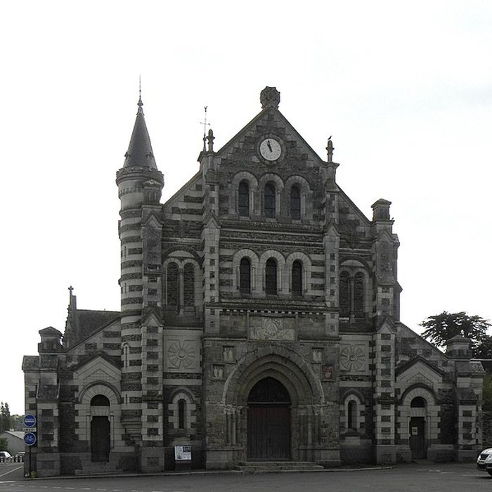 Photo de Église Saint-Pierre de Chemillé