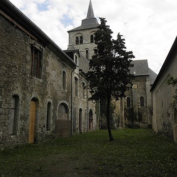 Église Saint-Pierre de Chemillé