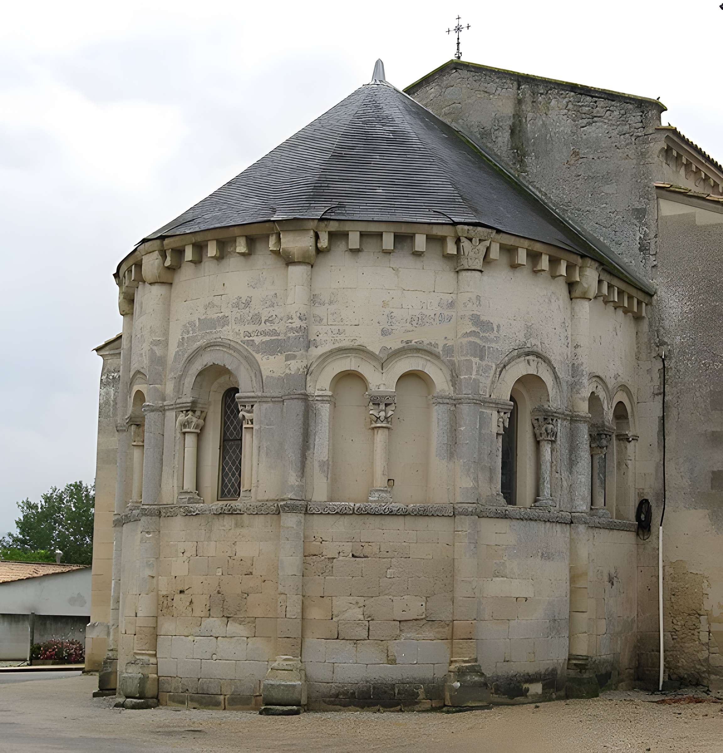 Église Saint-Pierre de Civrac-en-Médoc