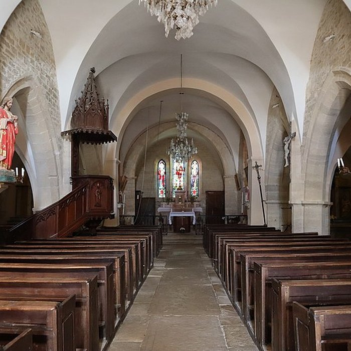 Photo de Église Saint-Pierre de Dampierre-et-Flée
