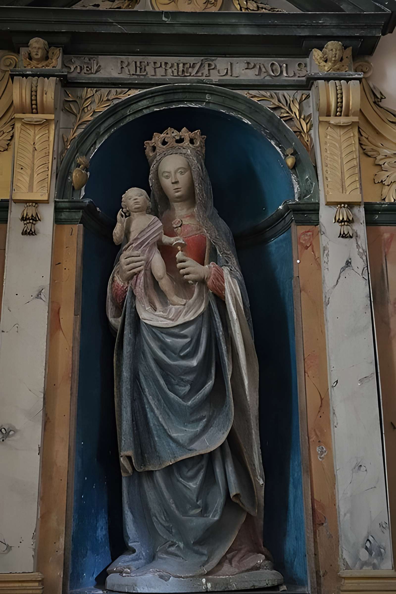 Église Saint-Pierre de Dampierre-et-Flée