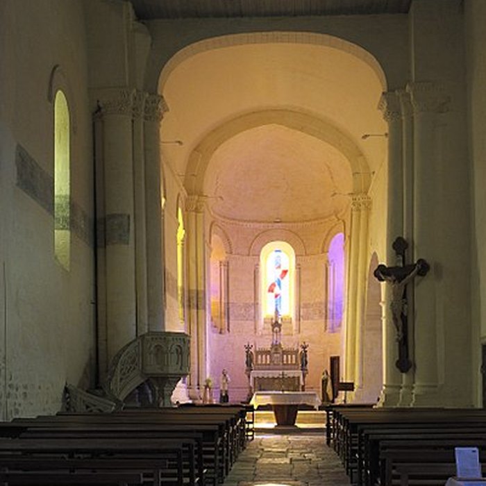 Photo de Église Saint-Pierre de Dampierre-sur-Boutonne