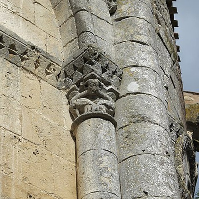Photo de Église Saint-Pierre de Dampierre-sur-Boutonne