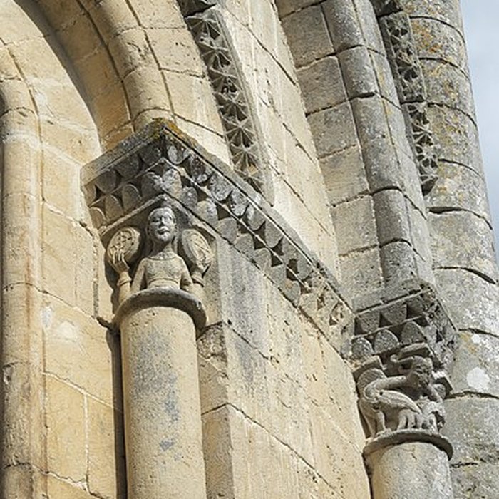 Photo de Église Saint-Pierre de Dampierre-sur-Boutonne