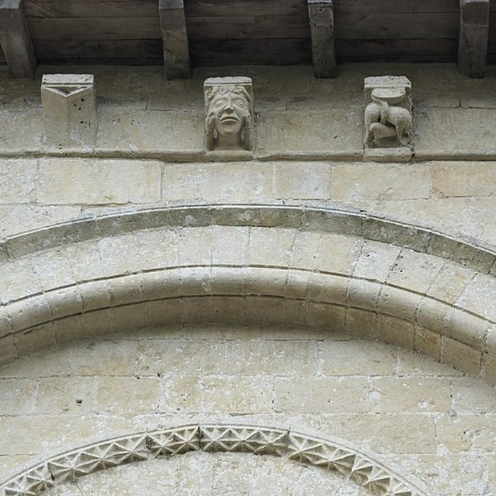 Photo de Église Saint-Pierre de Dampierre-sur-Boutonne
