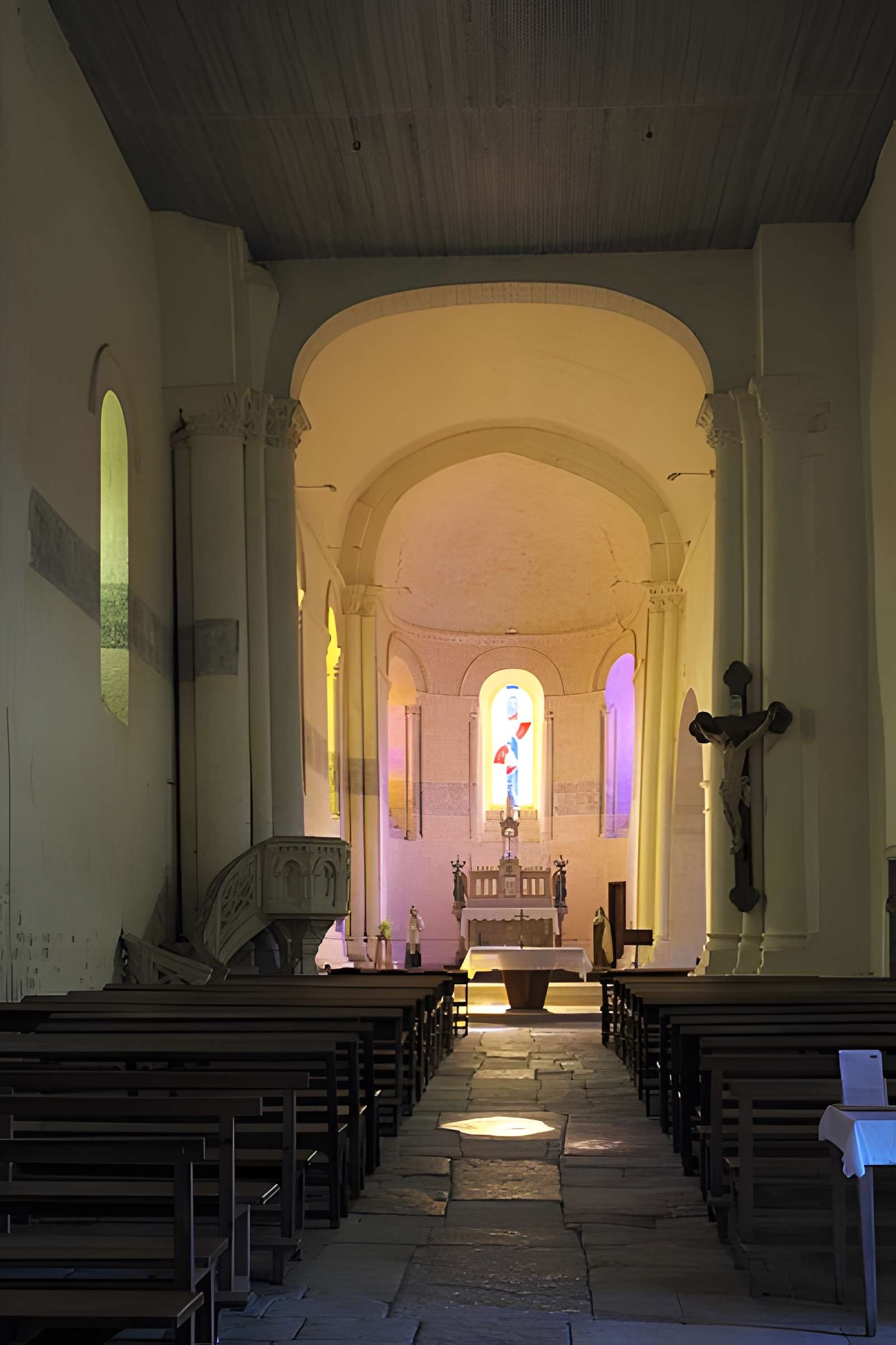 Église Saint-Pierre de Dampierre-sur-Boutonne