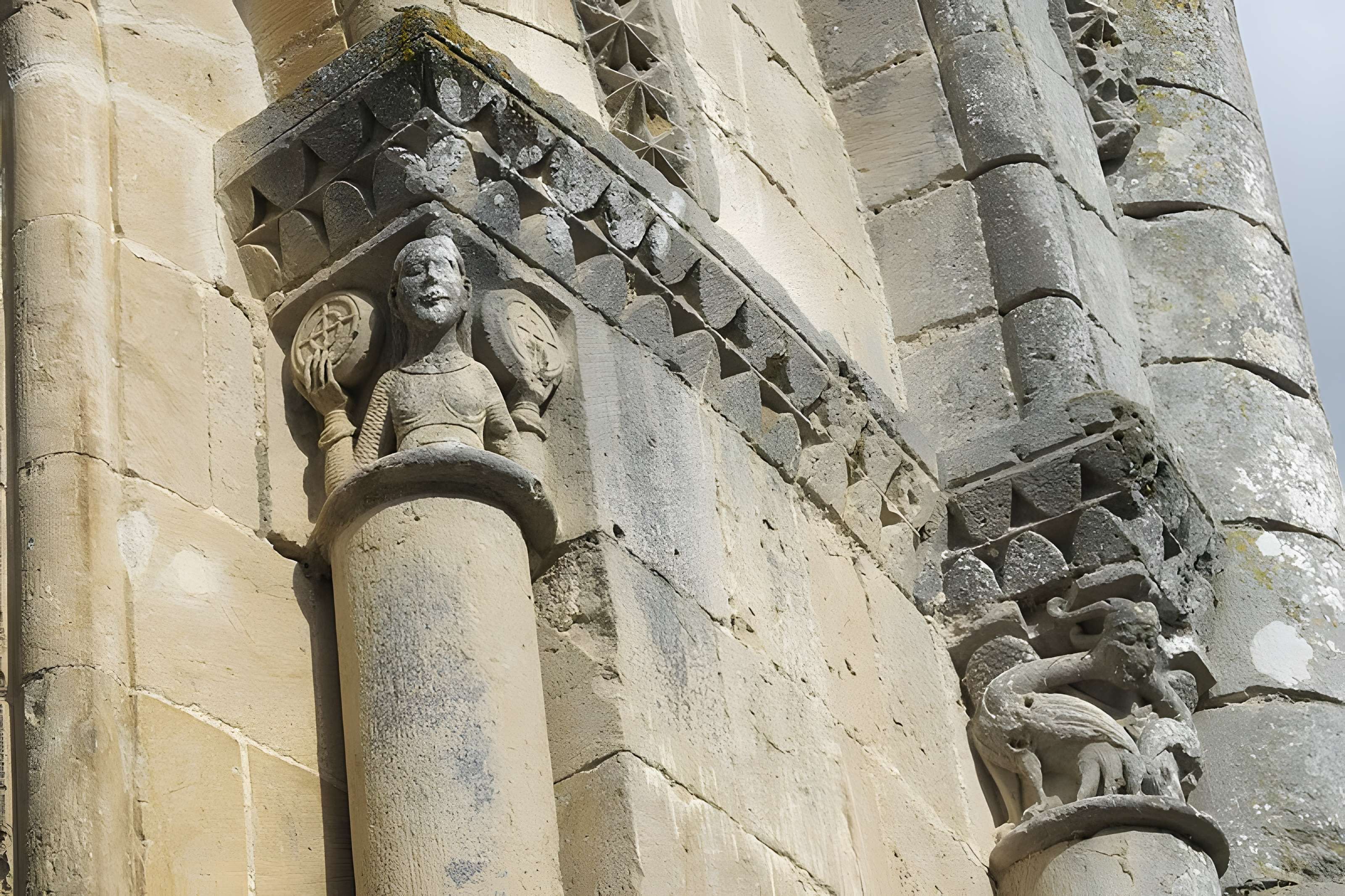 Église Saint-Pierre de Dampierre-sur-Boutonne