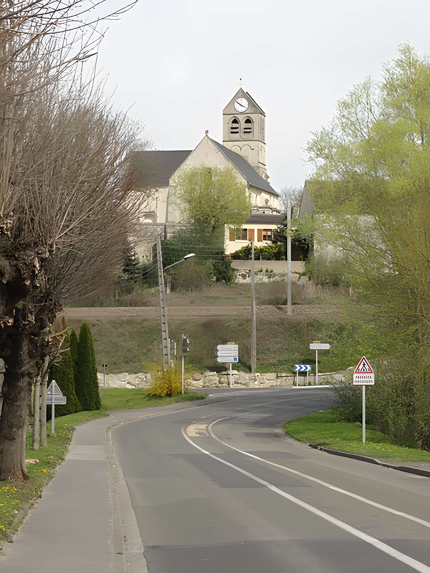 Église Saint-Pierre de Duvy