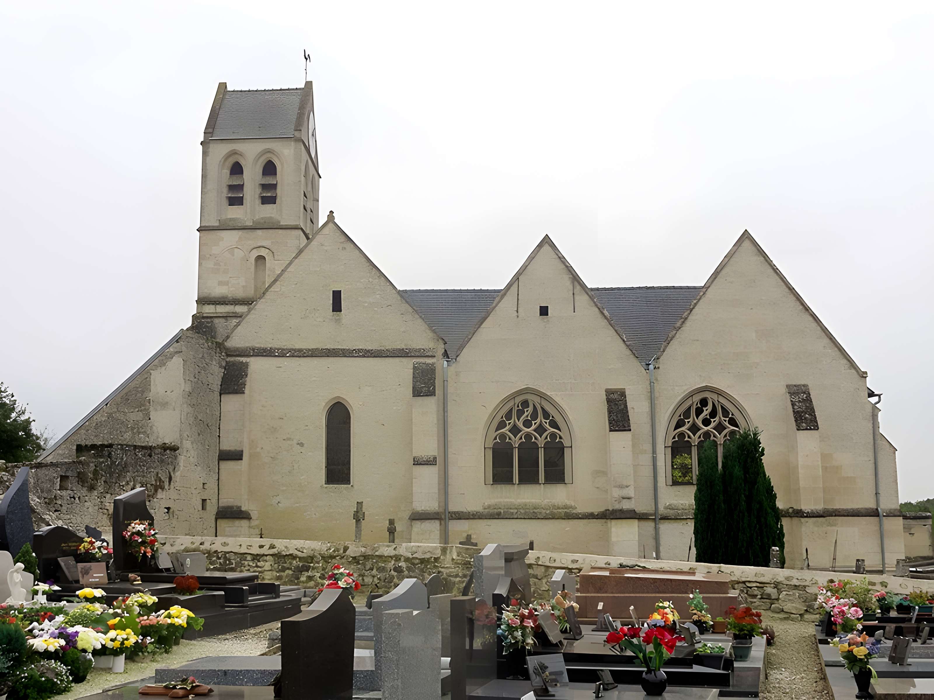 Église Saint-Pierre de Duvy