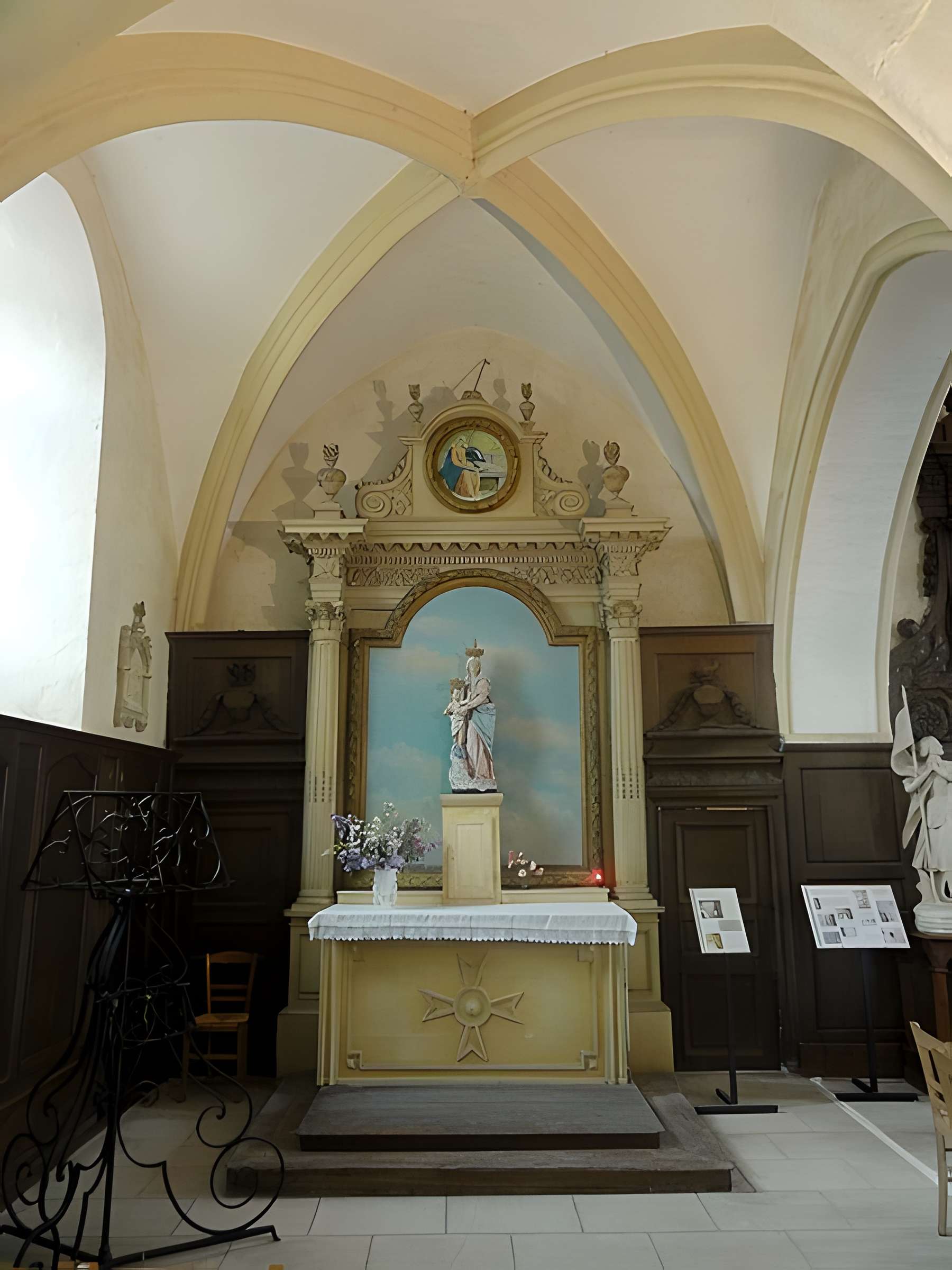 Église Saint-Pierre de Duvy