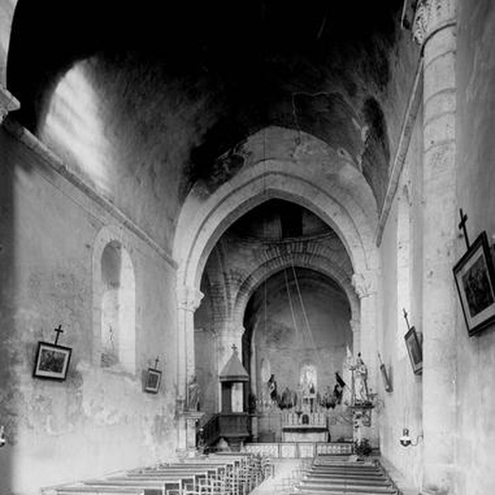 Photo de Église Saint-Pierre de Fenioux