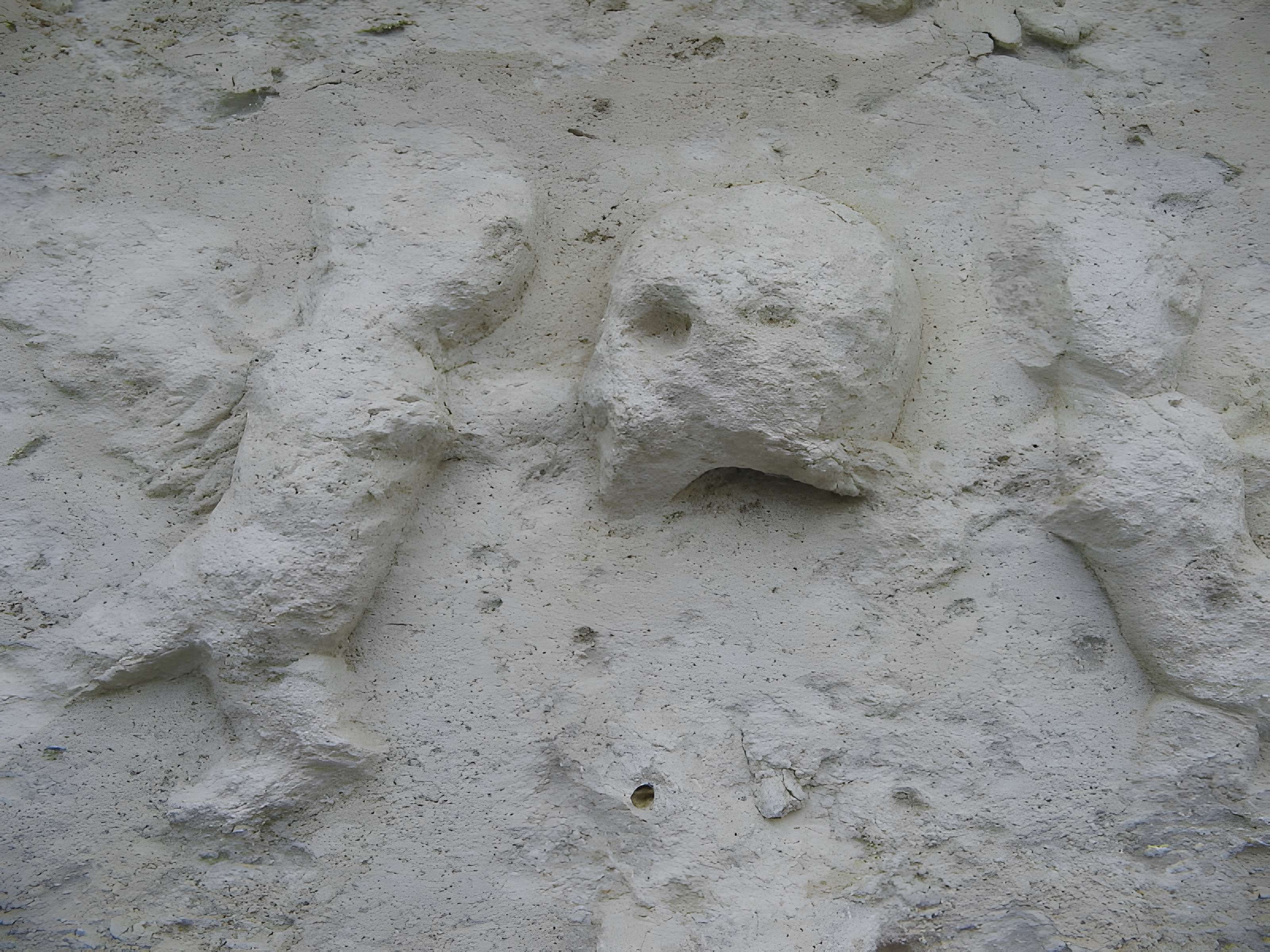 Église Saint-Pierre de Fenioux