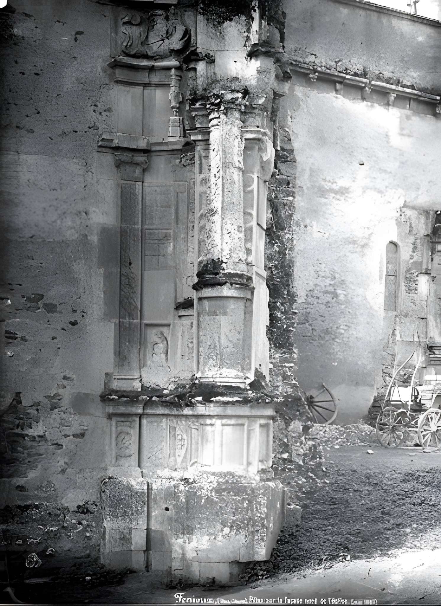 Église Saint-Pierre de Fenioux