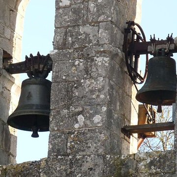 Église Saint-Pierre de Feuillade