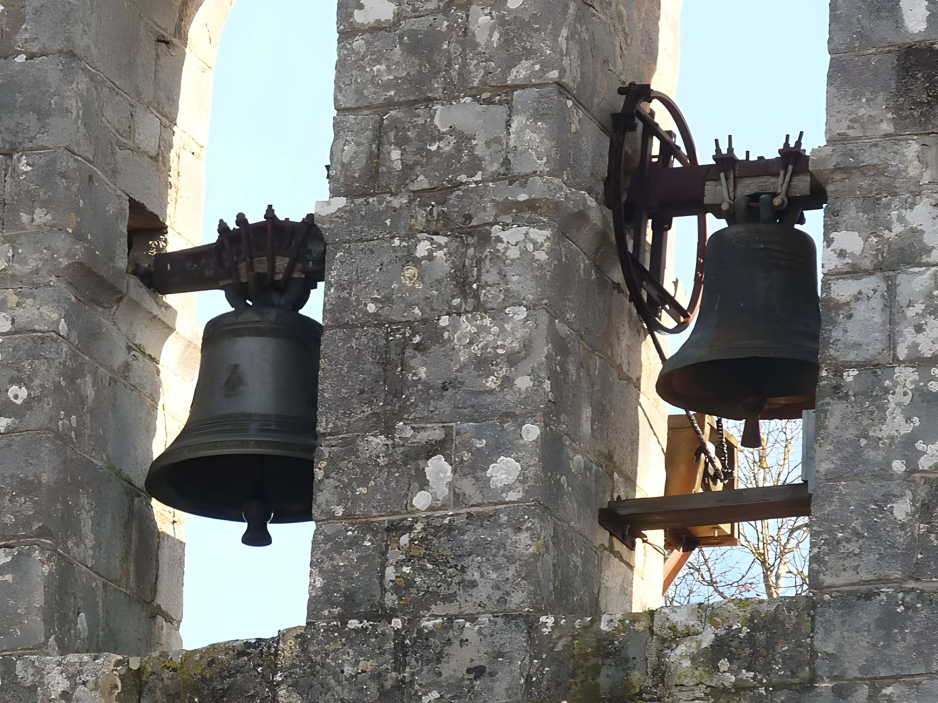 Église Saint-Pierre de Feuillade