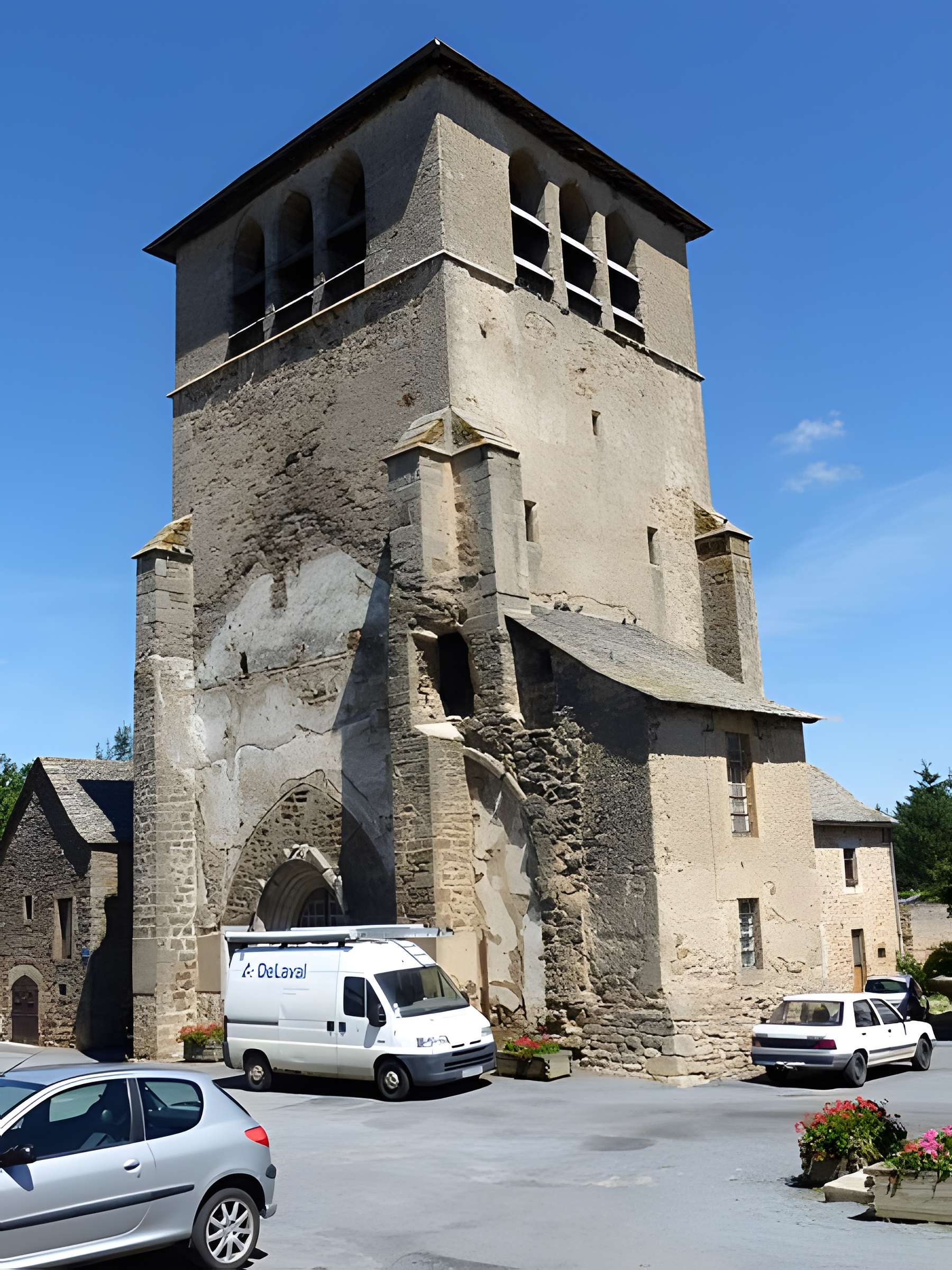 Église Saint-Pierre de Flavin