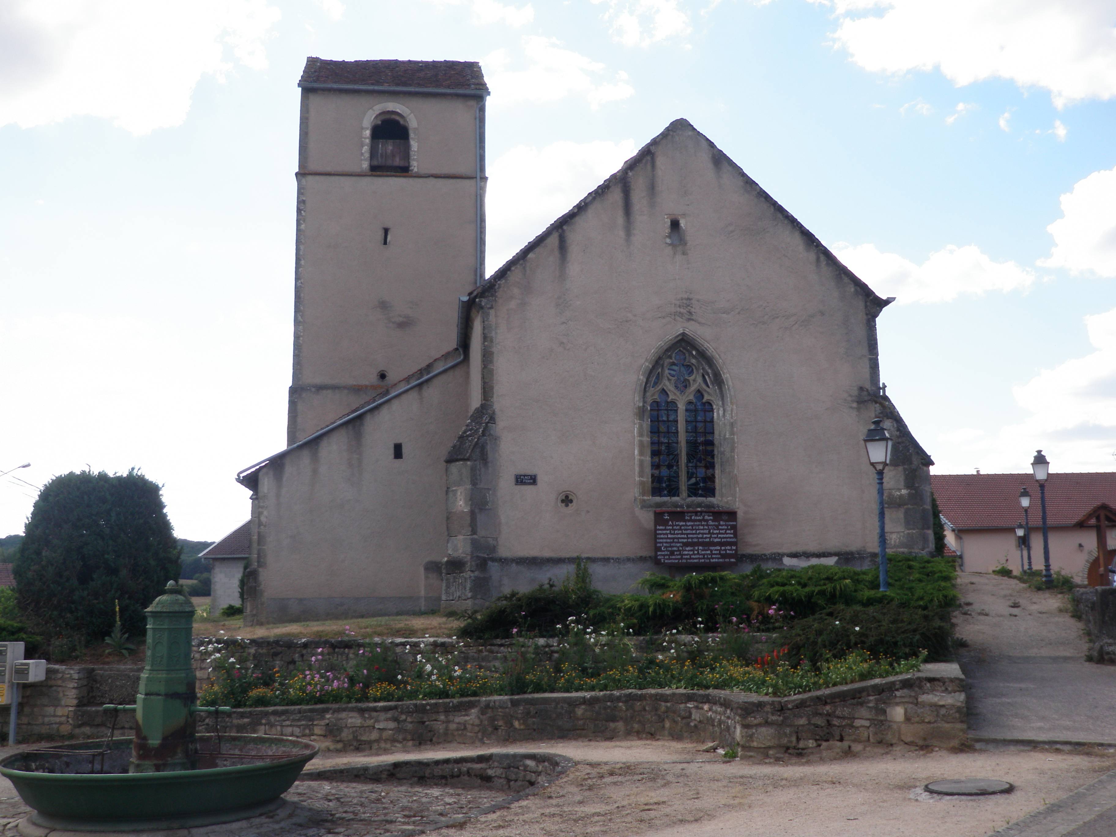 Photo de Saint-Pierre-aux-Liens du Grand Thon Church