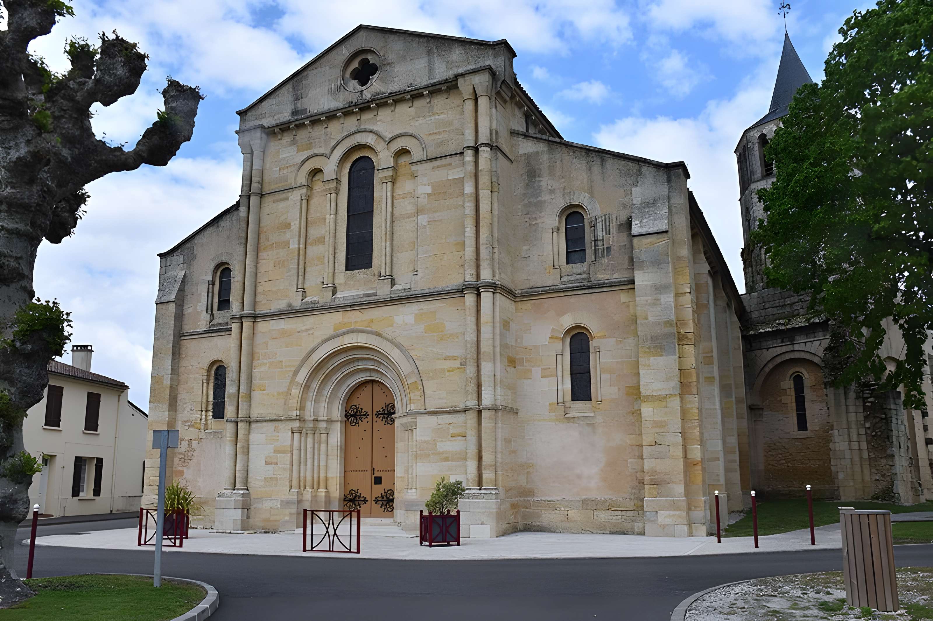 Église Saint-Pierre de Gaillan-en-Médoc