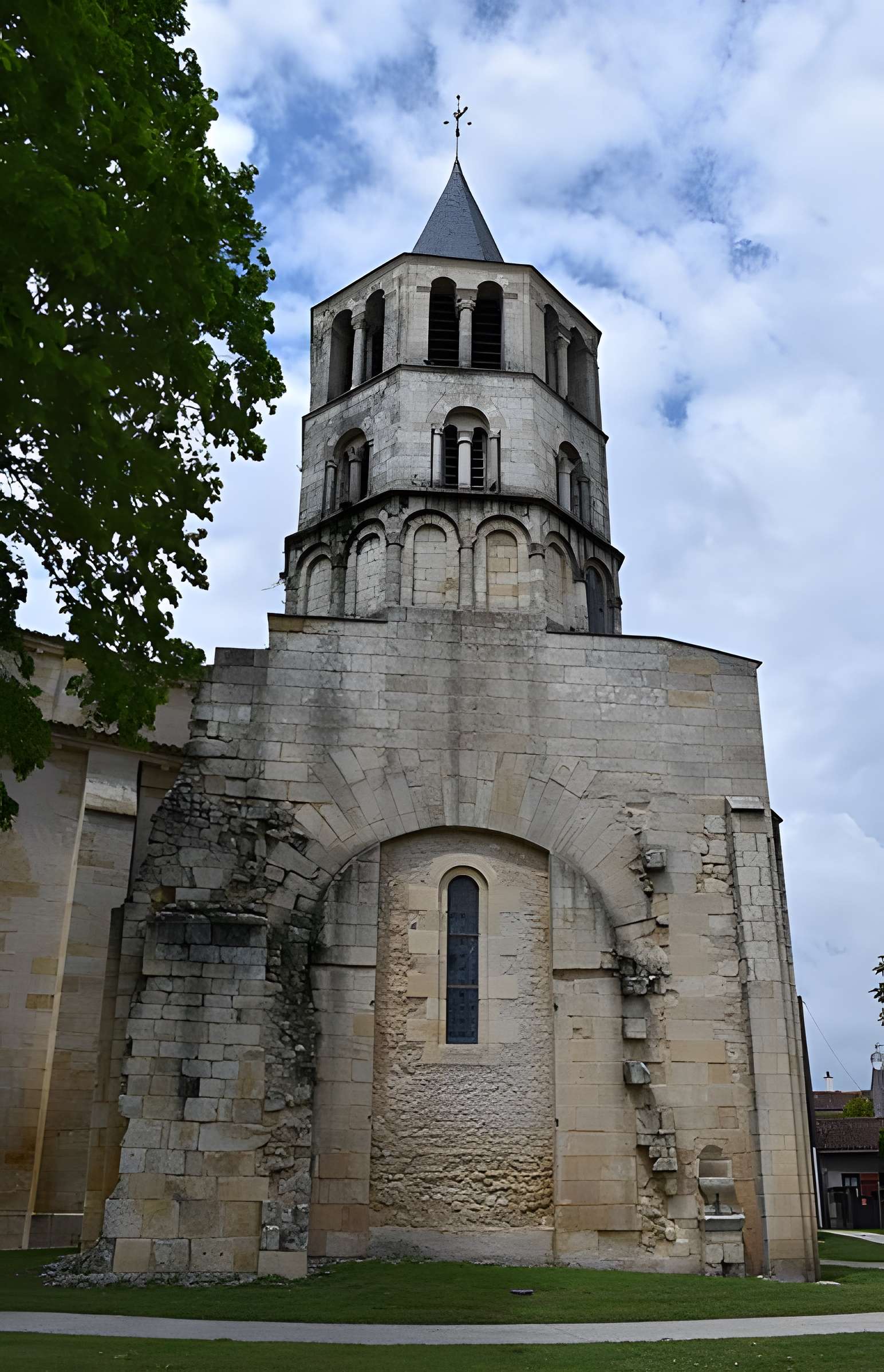 Église Saint-Pierre de Gaillan-en-Médoc