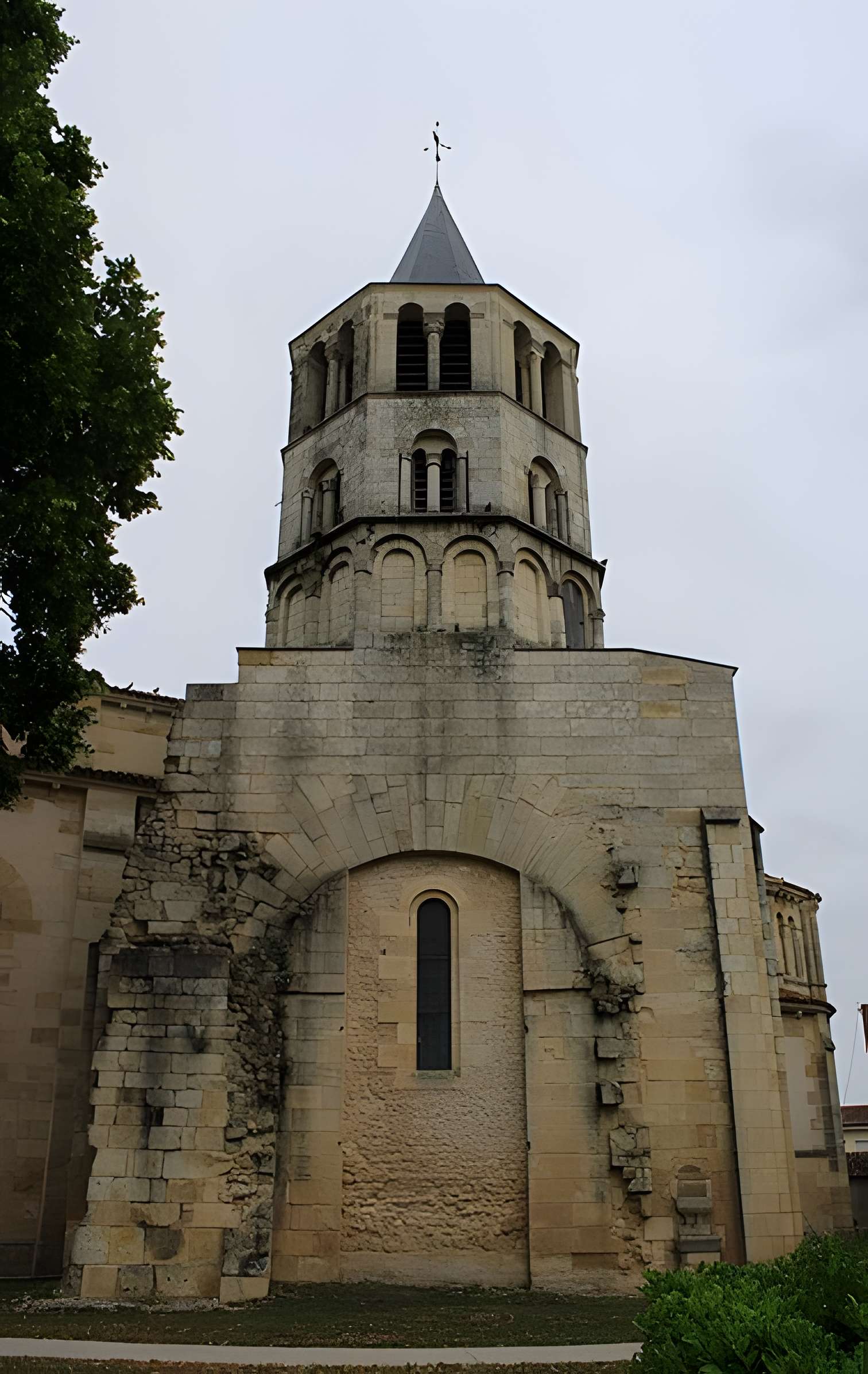 Église Saint-Pierre de Gaillan-en-Médoc