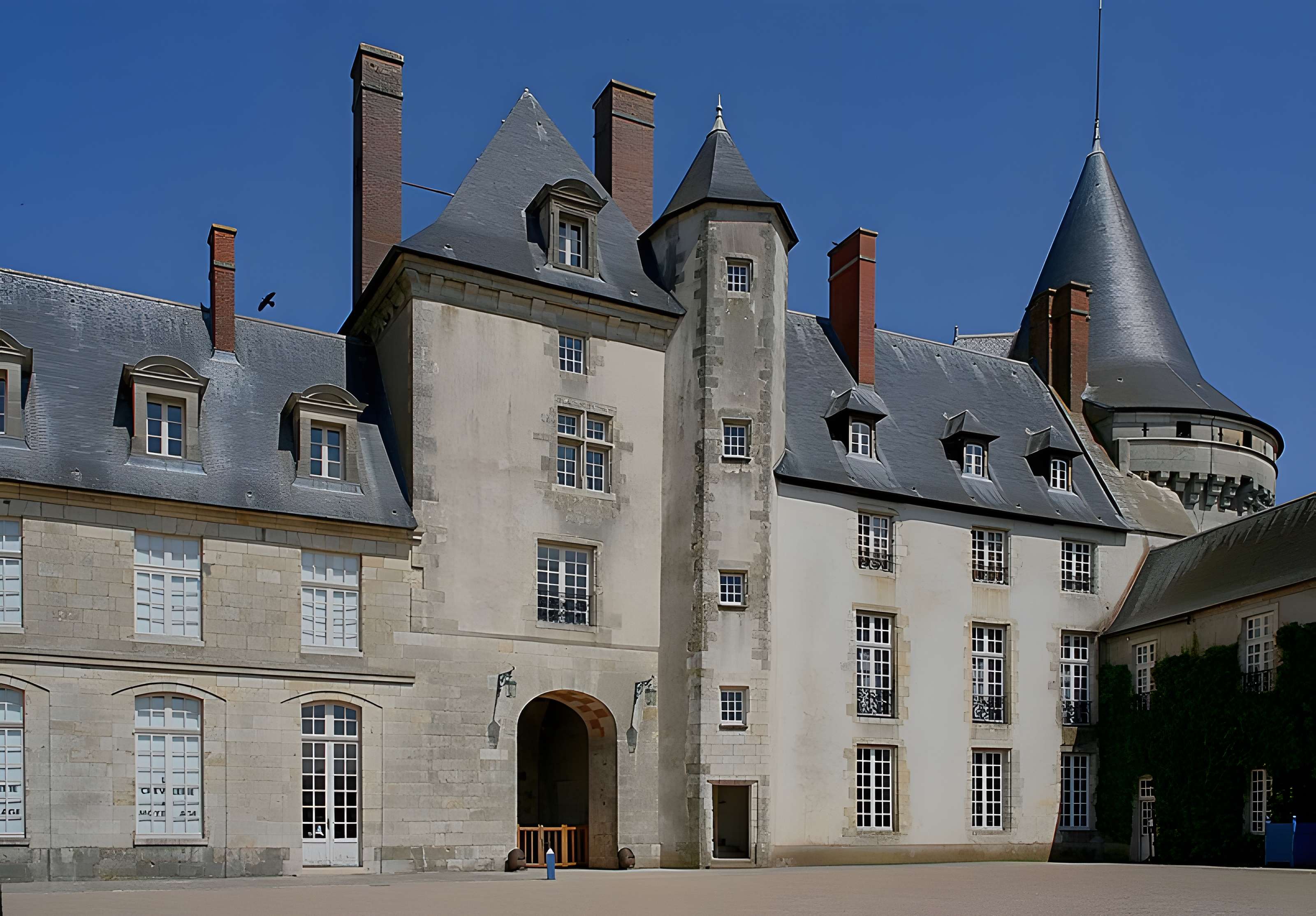 Château de Sully-sur-Loire