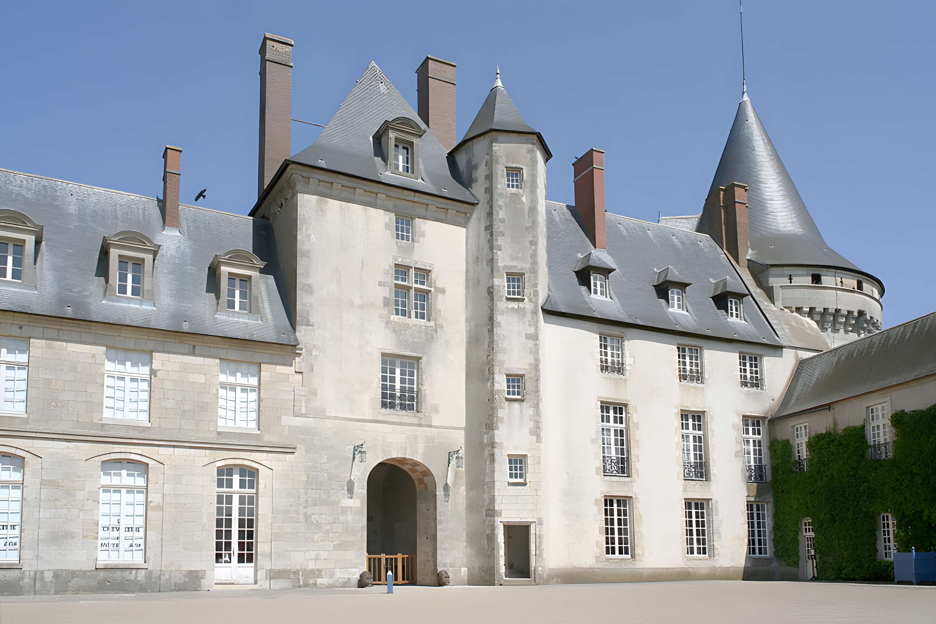 Château de Sully-sur-Loire