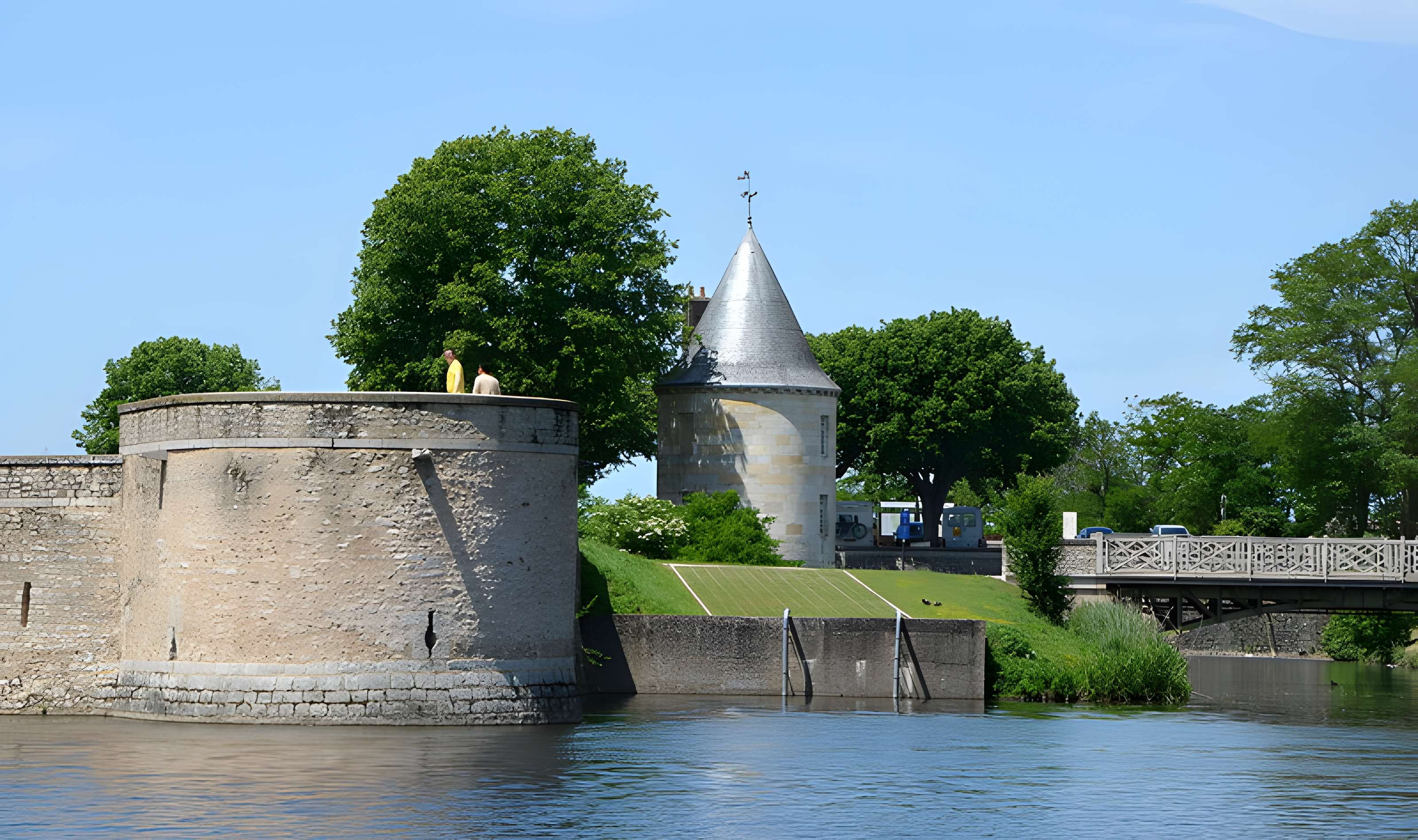 Château de Sully-sur-Loire