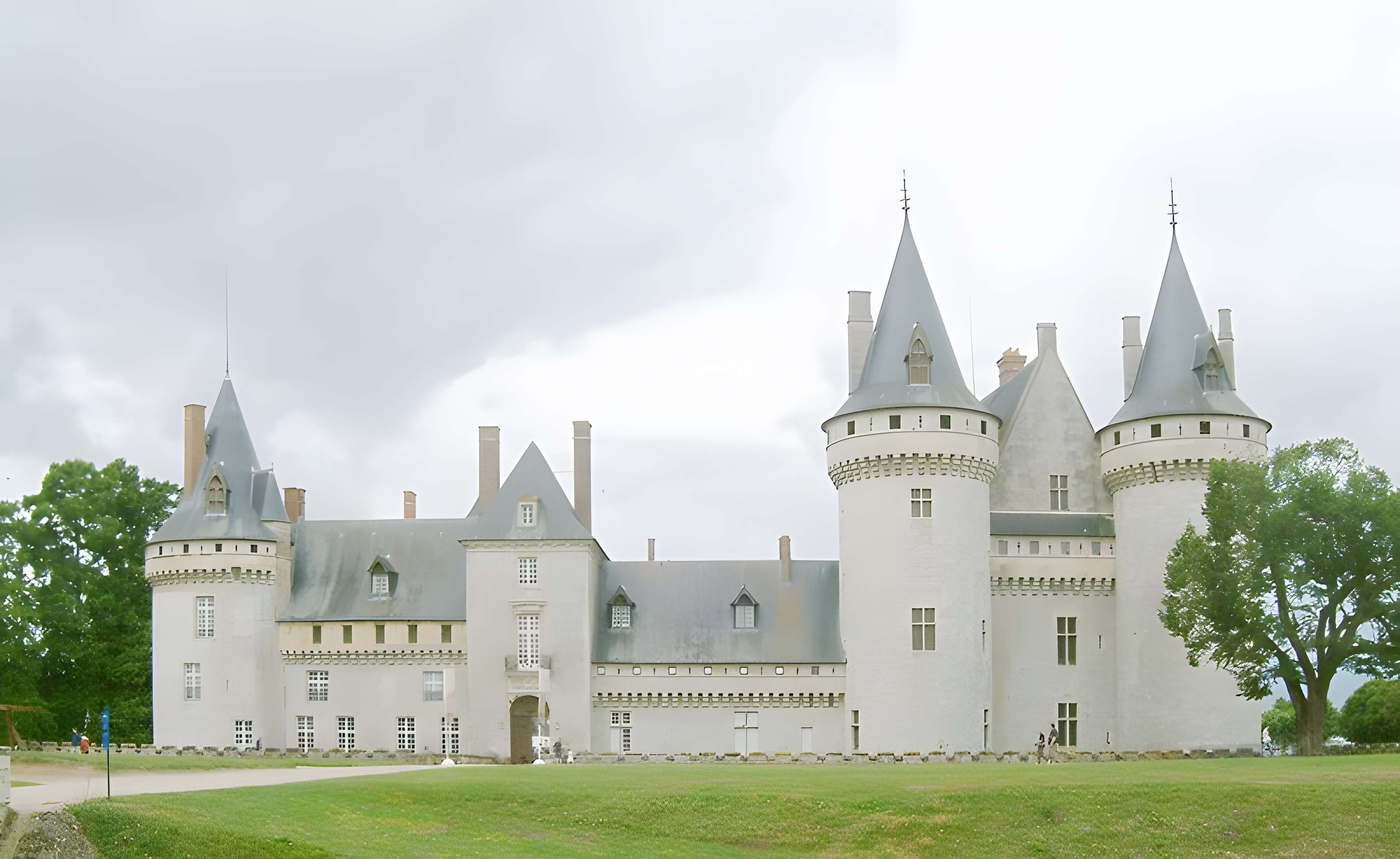 Château de Sully-sur-Loire