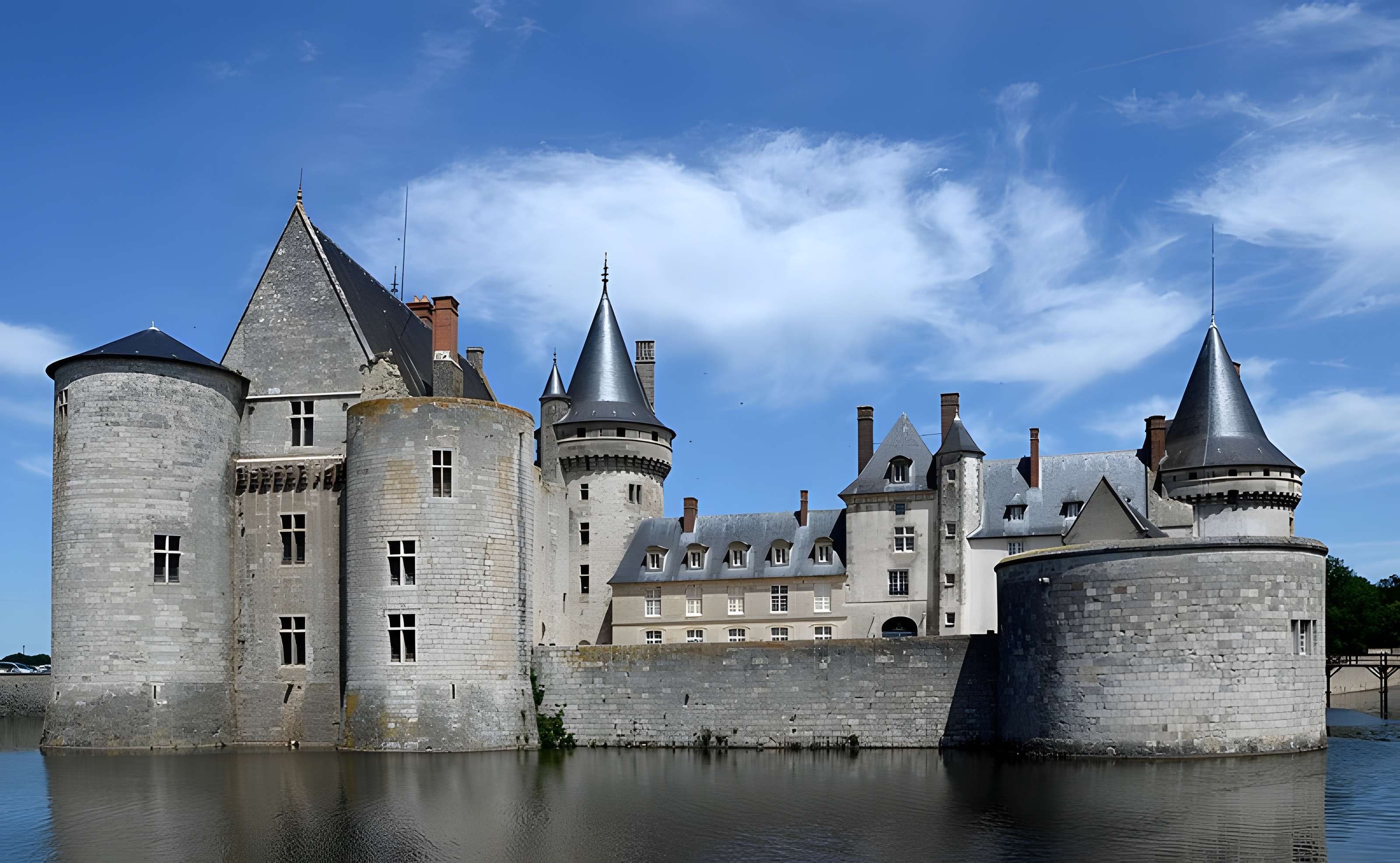 Château de Sully-sur-Loire