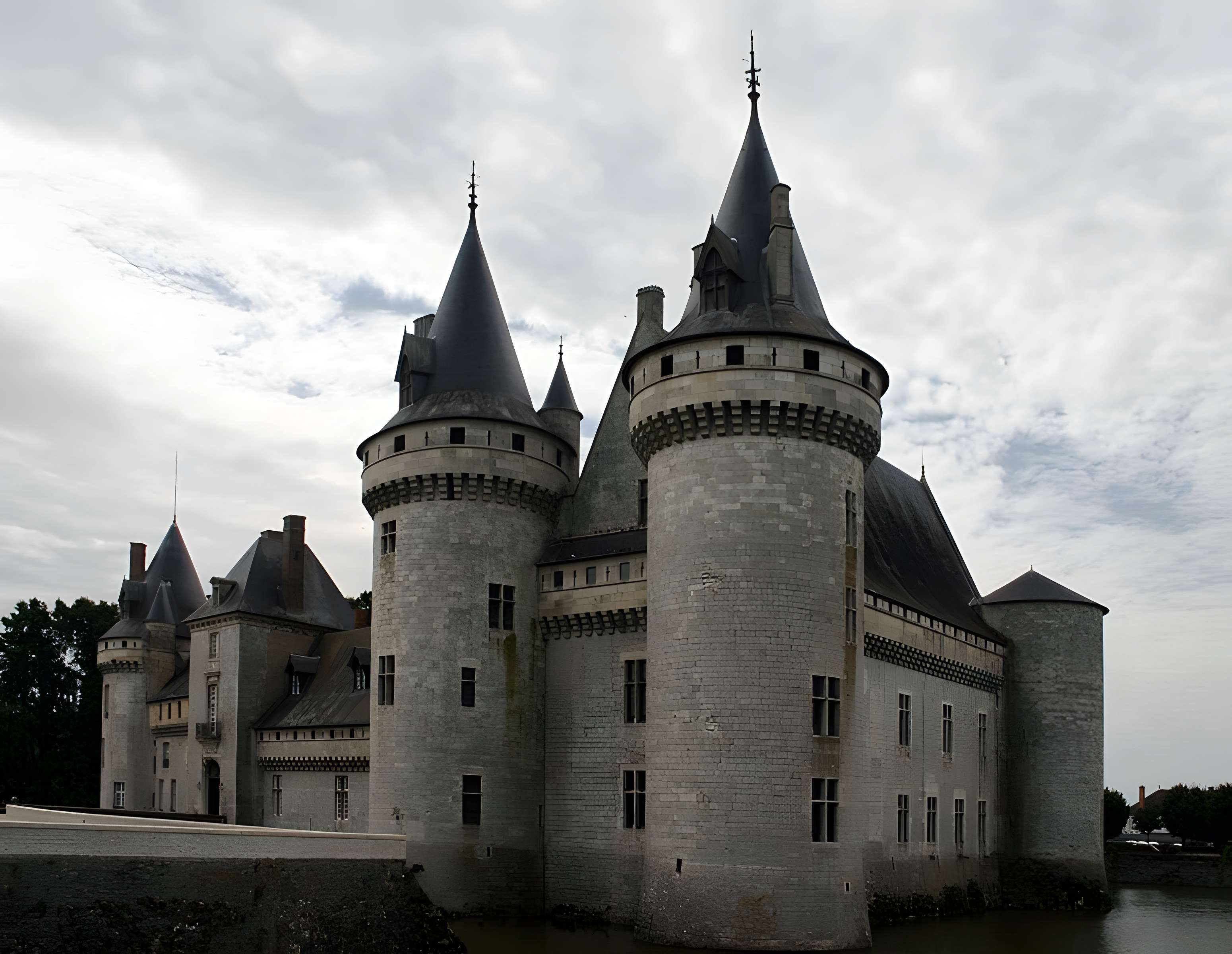 Château de Sully-sur-Loire