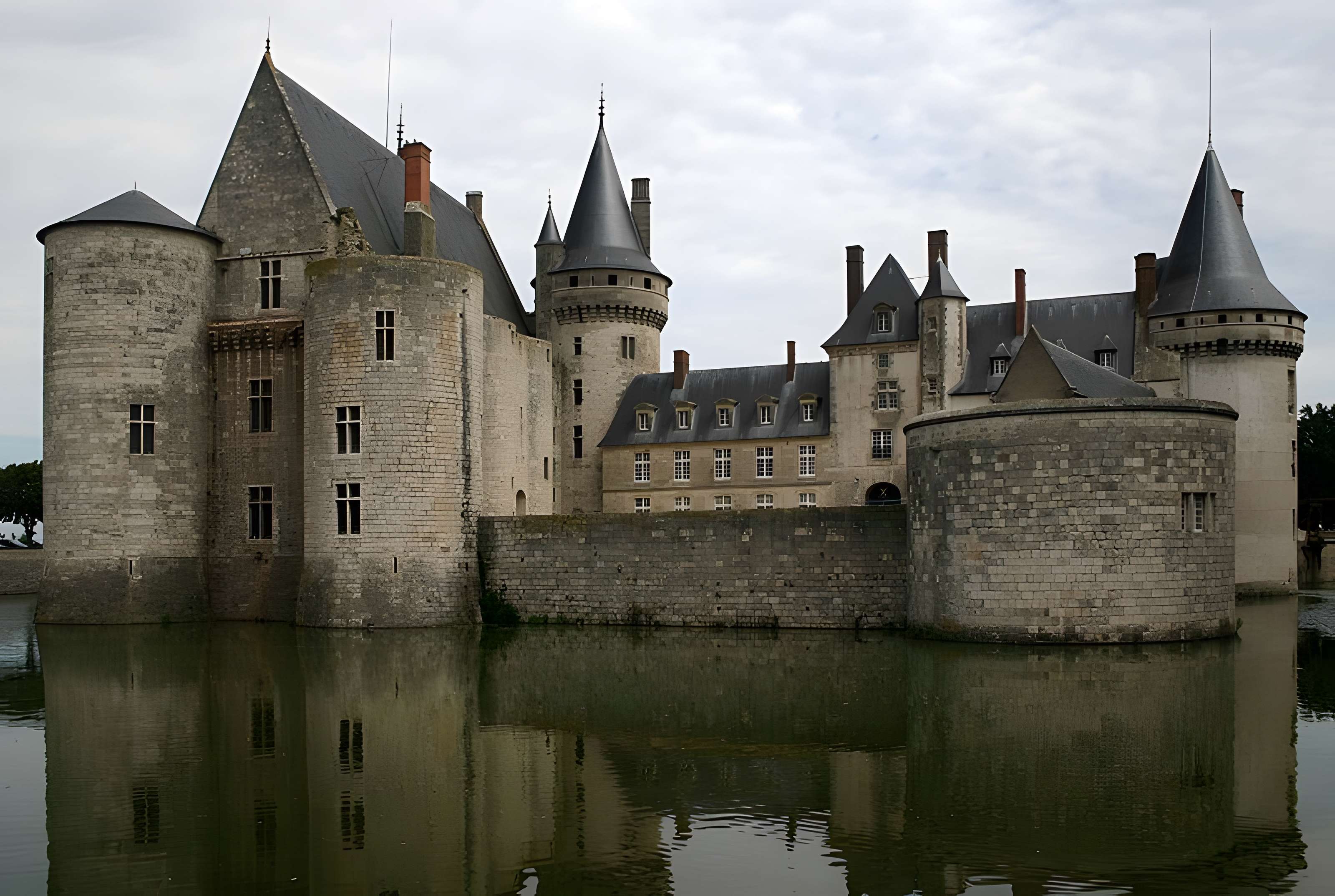 Château de Sully-sur-Loire