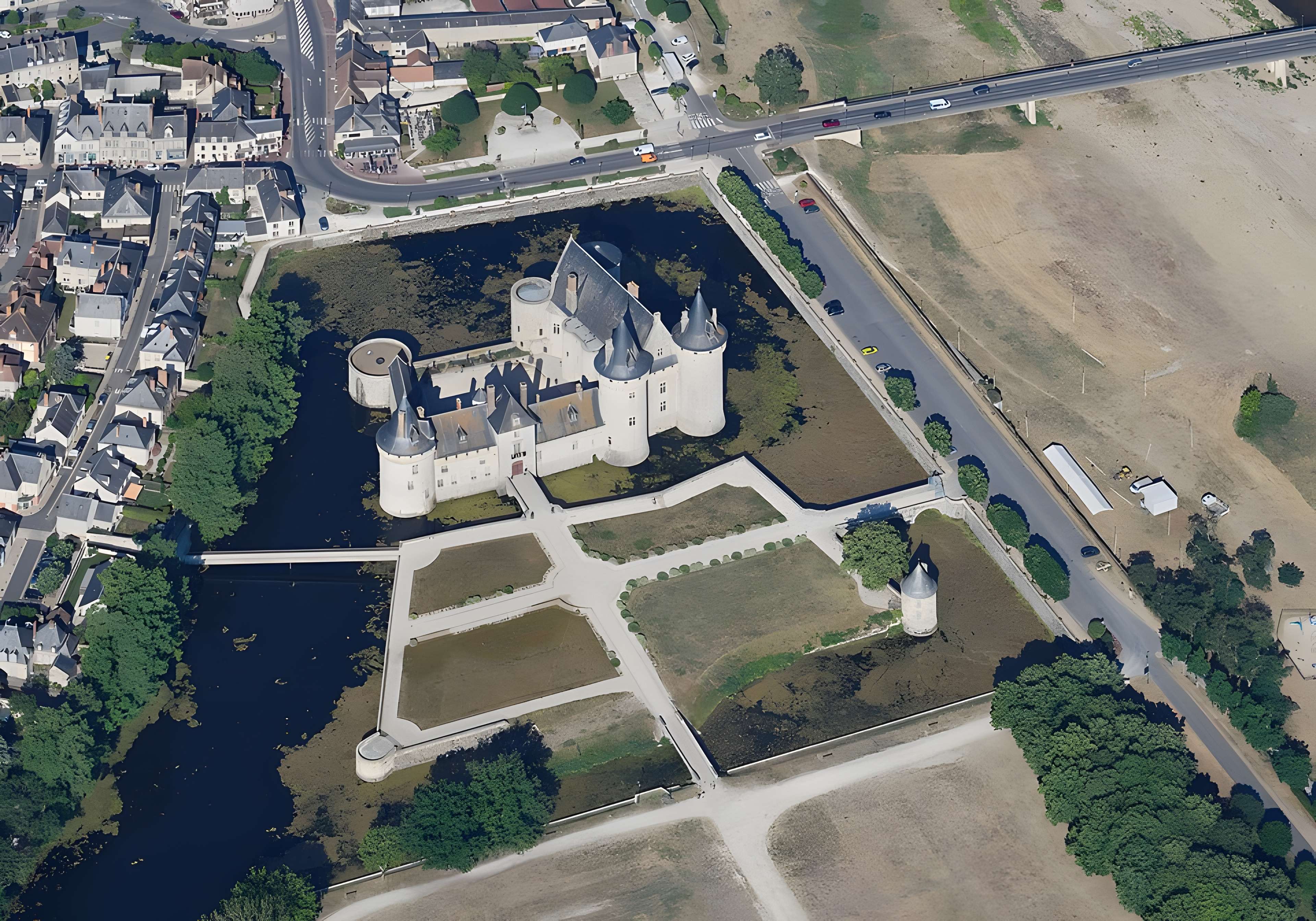 Château de Sully-sur-Loire
