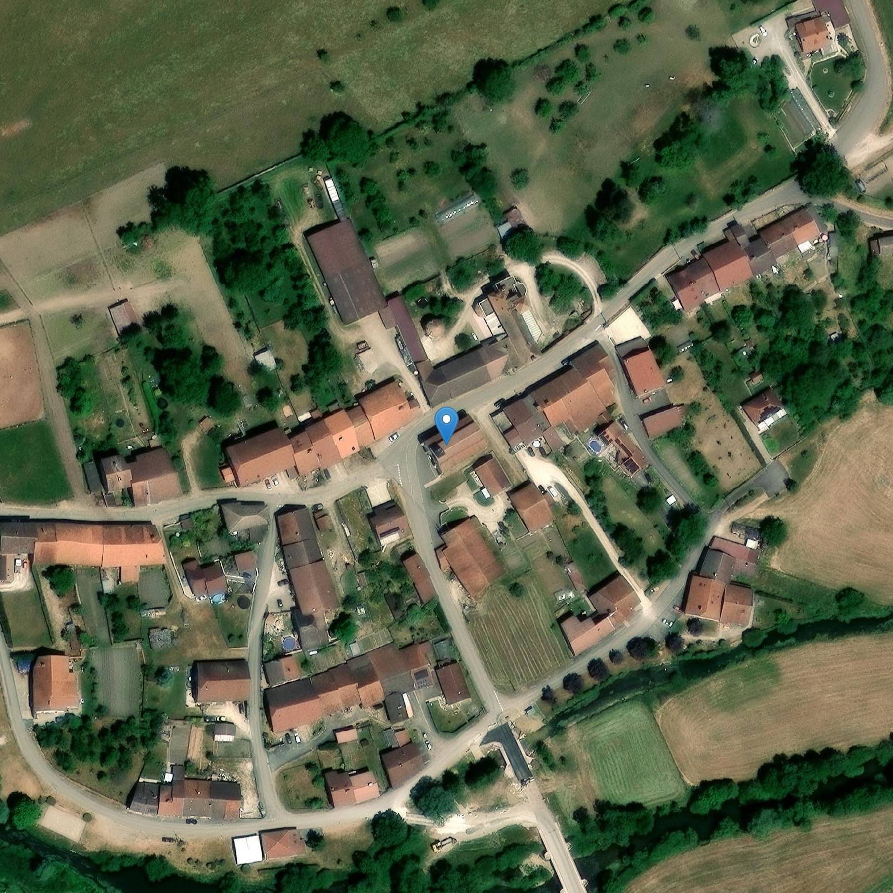 Photo de Saint-Michel de Moncel-sur-Vair Kerk