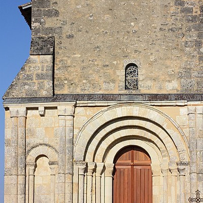 Photo de Église Saint-Pierre de Gours