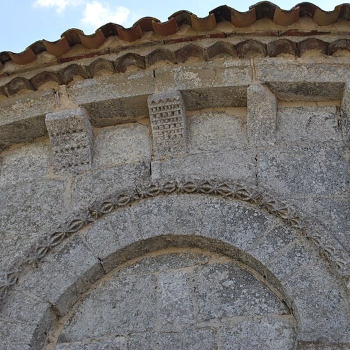 Photo de Église Saint-Pierre de Gours