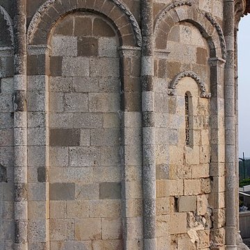 eglise saint pierre de gours