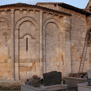 Église Saint-Pierre de Gours