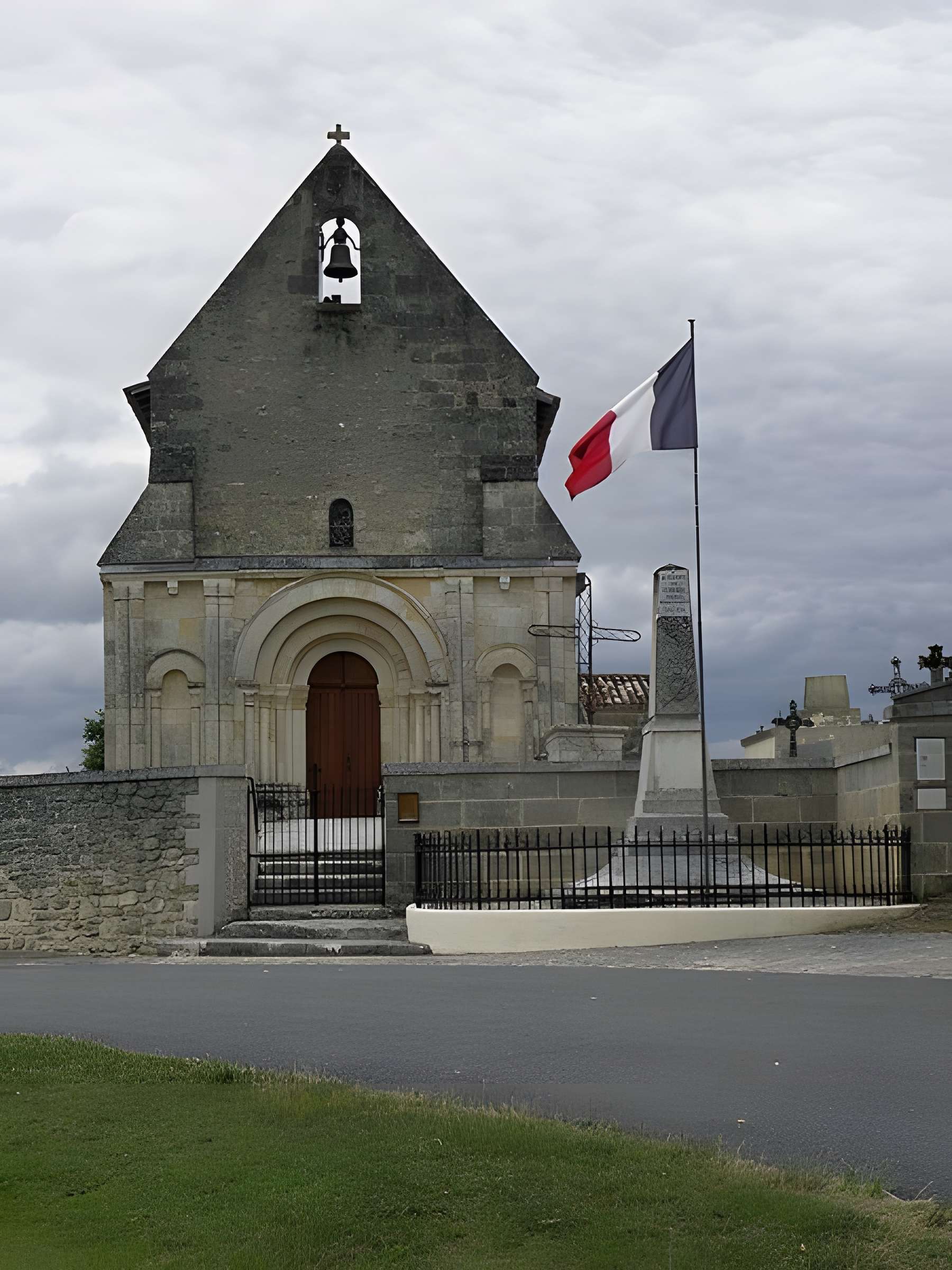 Église Saint-Pierre de Gours
