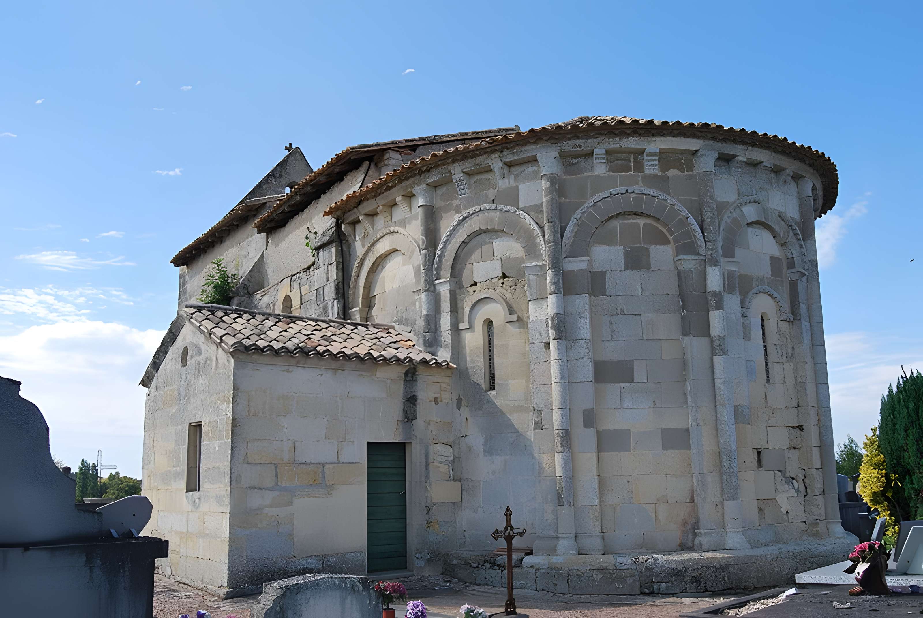 Église Saint-Pierre de Gours