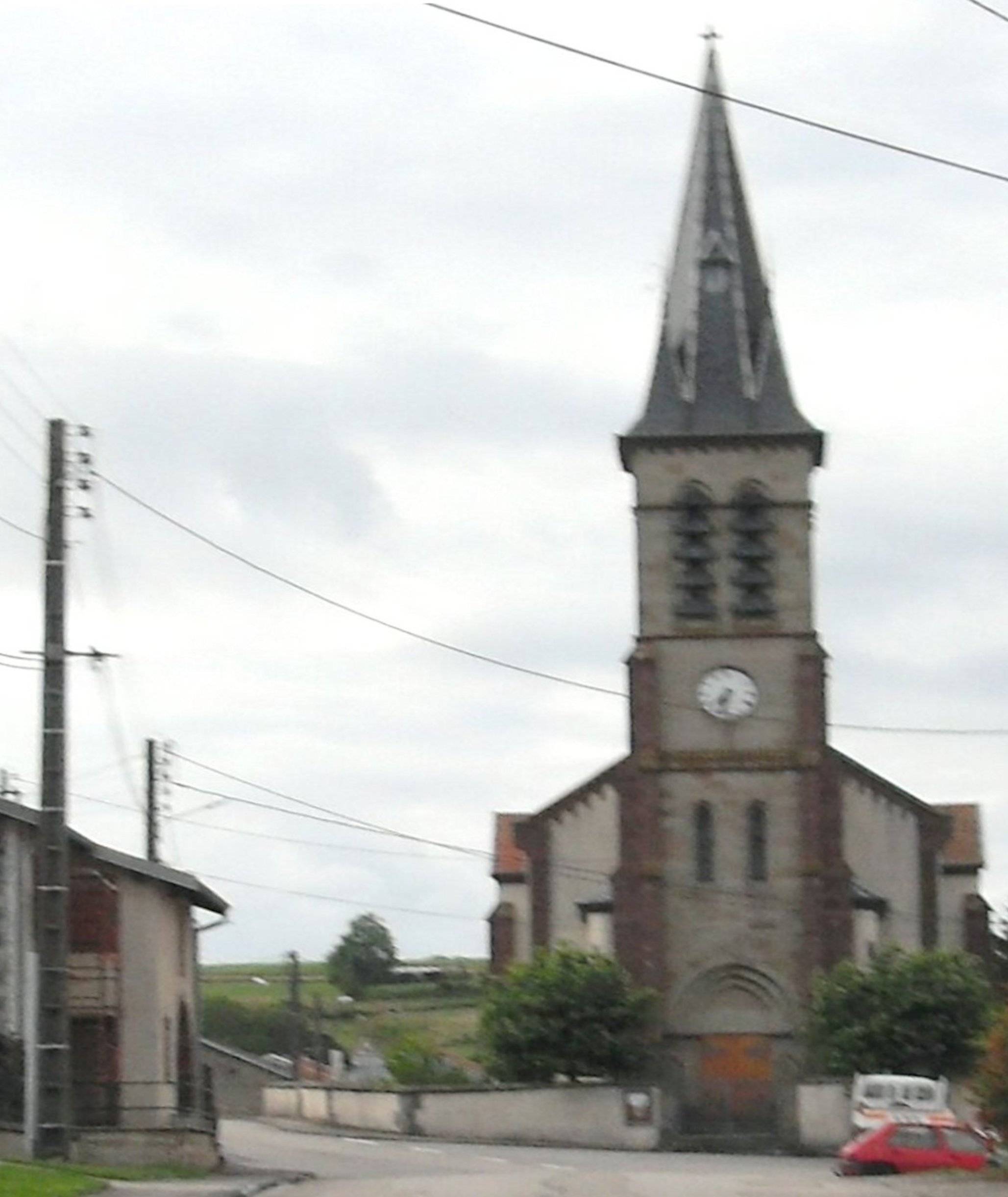 Photo de St. Colombe 教会 の Provenche-lès-Darney