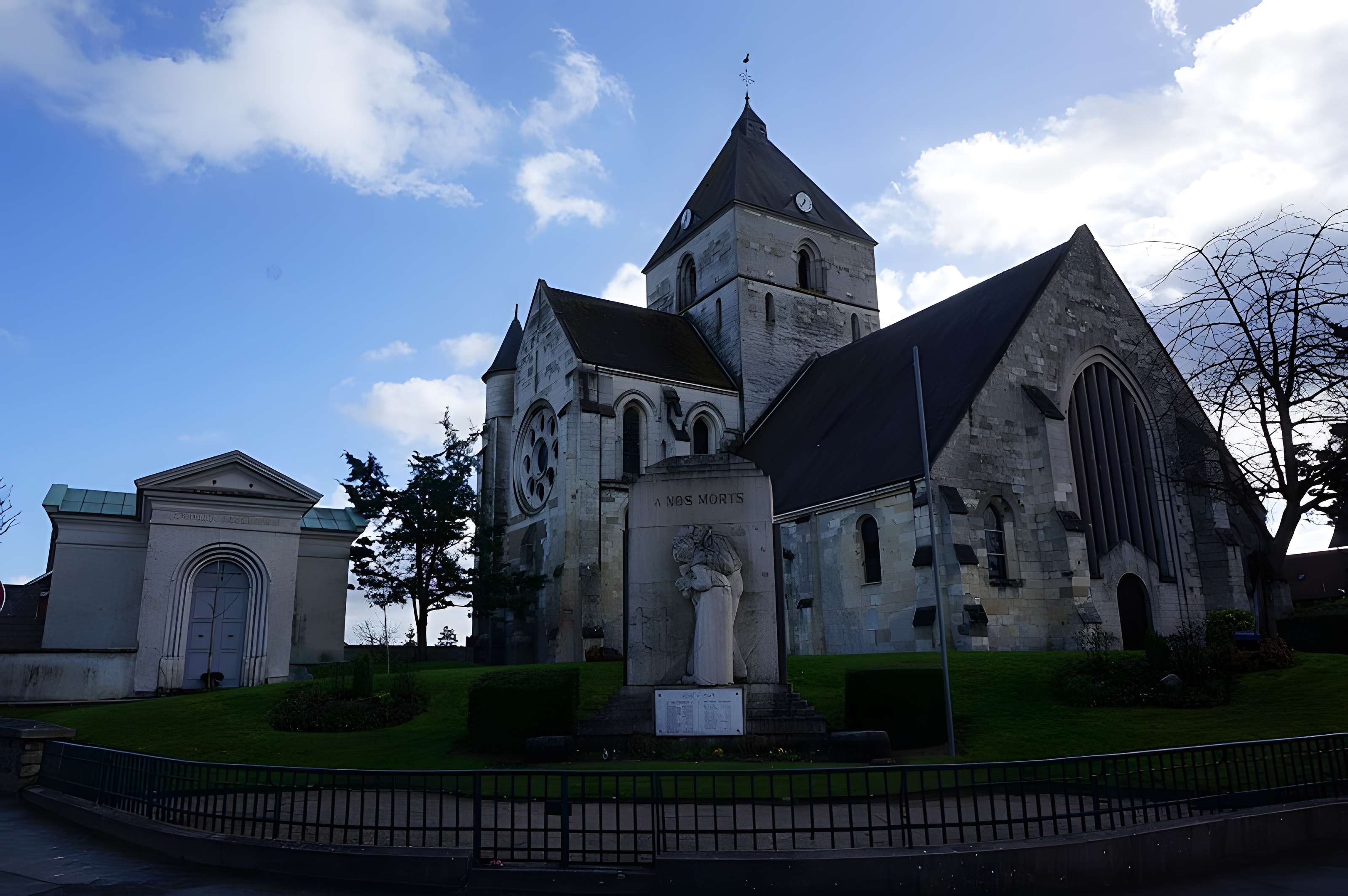 Église Saint-Pierre de Guignicourt