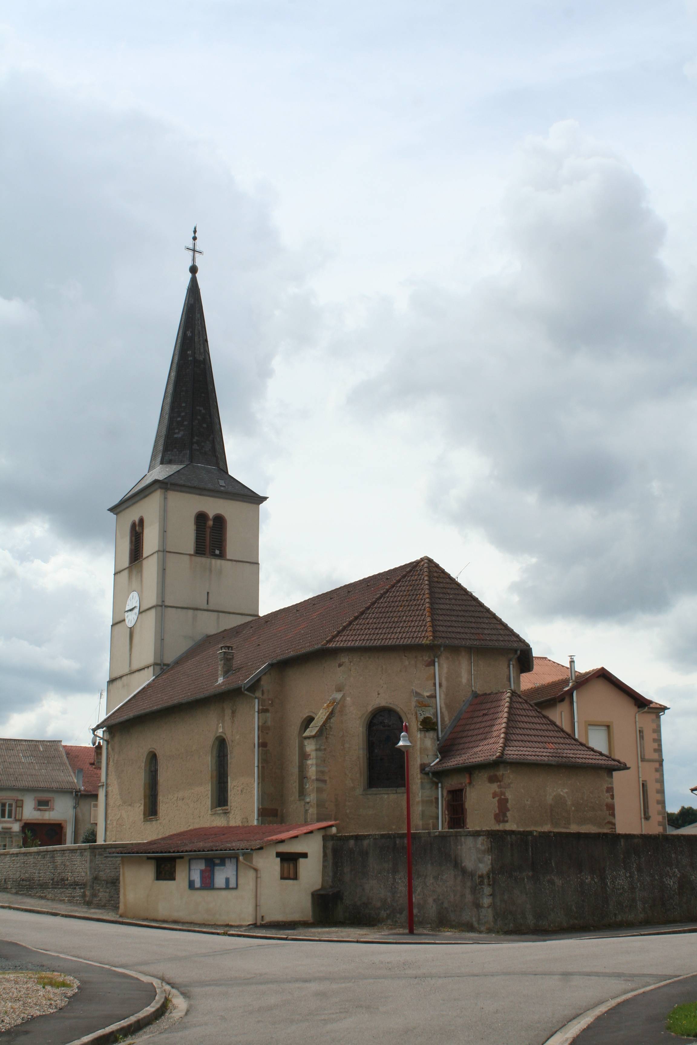 Photo de Saint-Maurice Kerk van Saint-Maurice-sur-Mortagne
