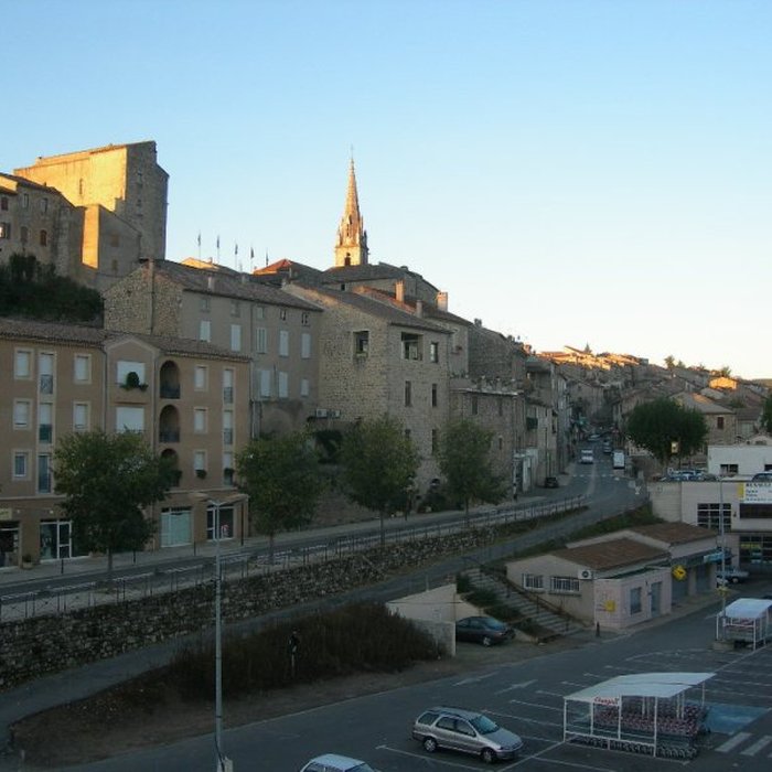 Photo de Église Saint-Pierre de Joyeuse